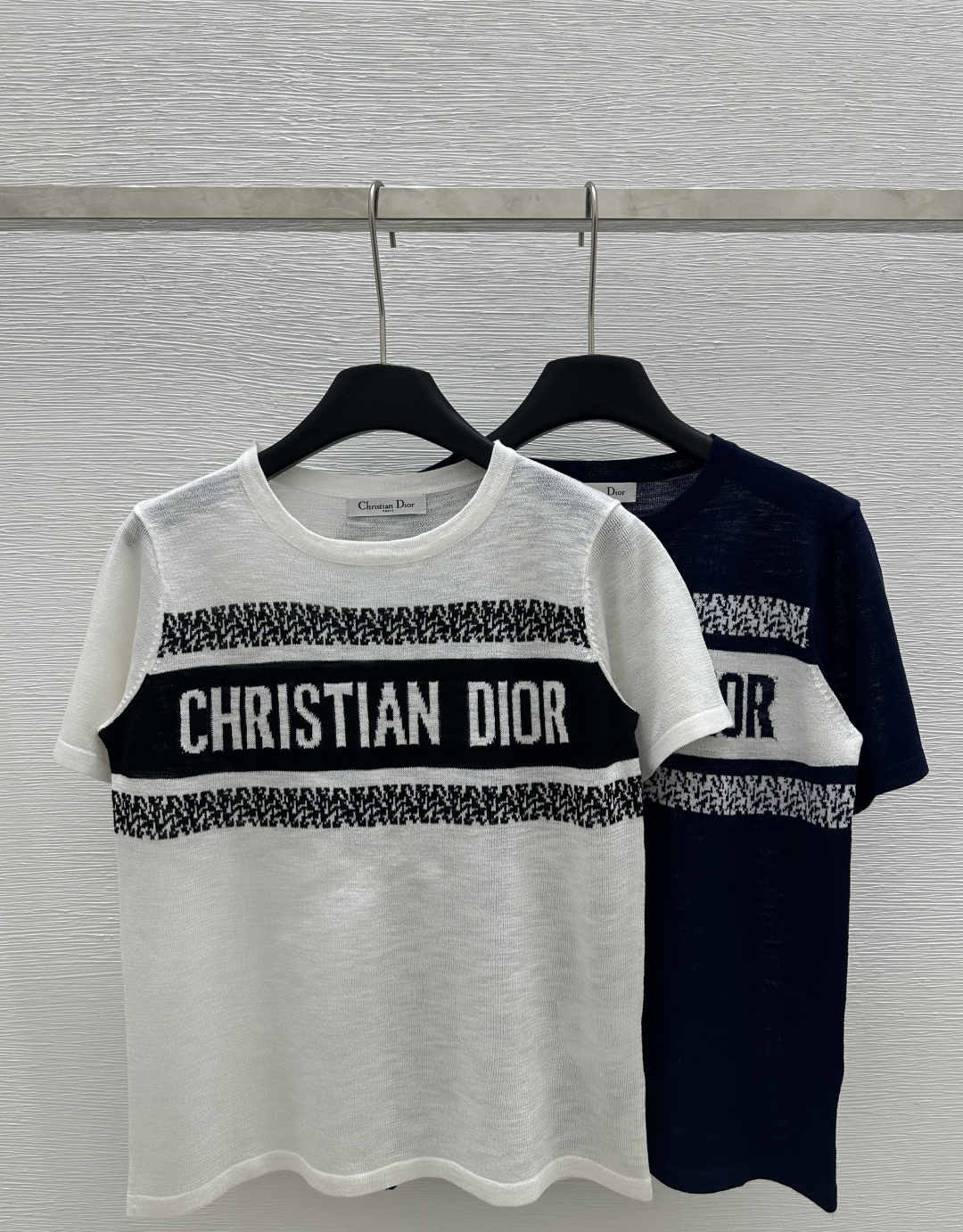 NO:310653,D Home Early Spring New Style Round Neck Letter Print Knitted Short Sleeve Color White Royal Blue 1 Size 36.38.40, Dior, T-shirt, alexander wang19860909D家  早春新款 圆领字母印花针织短袖 颜色白色 宝蓝色 1 尺码36.38.40,,dior,T-shirt,alexander wang,Women's clothing