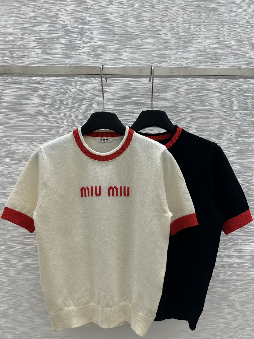 NO:310639,M Home Early Spring New Style Round Neck Letter Contrast Knitted Short Sleeve Color Apricot Black Size 36.38.40, T-shirt,alexander wang19860909M家  早春新款 圆领字母撞色针织短袖 颜色杏色 黑色 尺码36.38.40,,T-shirt,alexander wang,Women's clothing