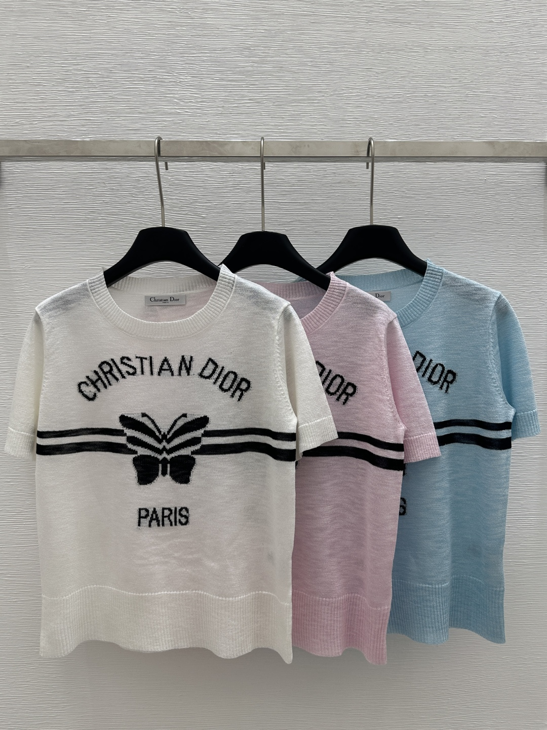 NO:310659,D Home Early Spring New Style Round Neck Letter Butterfly Knitted Short Sleeve 1 Color White Pink Blue Size 36.38.40, Dior, T-shirt, alexander wang19860909D家  早春新款 圆领字母蝴蝶针织短袖 1 颜色白色 粉色 蓝色 尺码36.38.40,,dior,T-shirt,alexander wang,Women's clothing