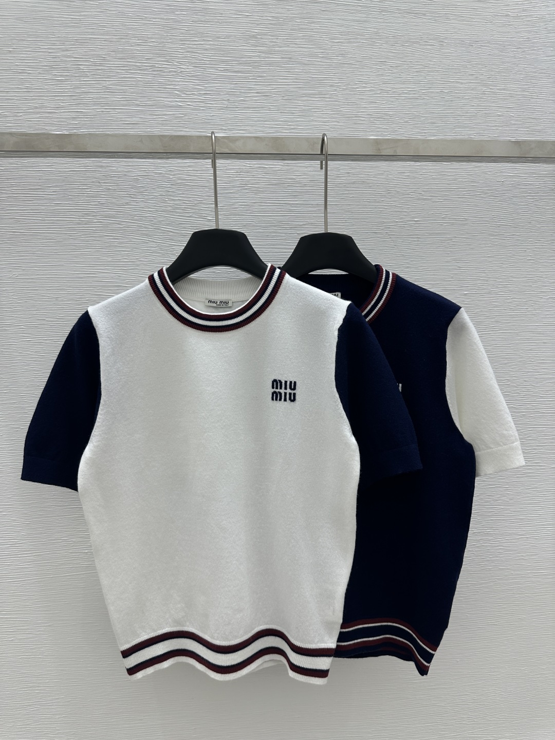 NO:310673,M Home Early Spring New Style Color-blocking Round-neck Letter Knitted Short Sleeve Color White Royal Blue Size 36.38.40, T-shirt,alexander wang19860909M家  早春新款 拼色圆领字母针织短袖 颜色白色 宝蓝色 尺码36.38.40,,T-shirt,alexander wang,Women's clothing