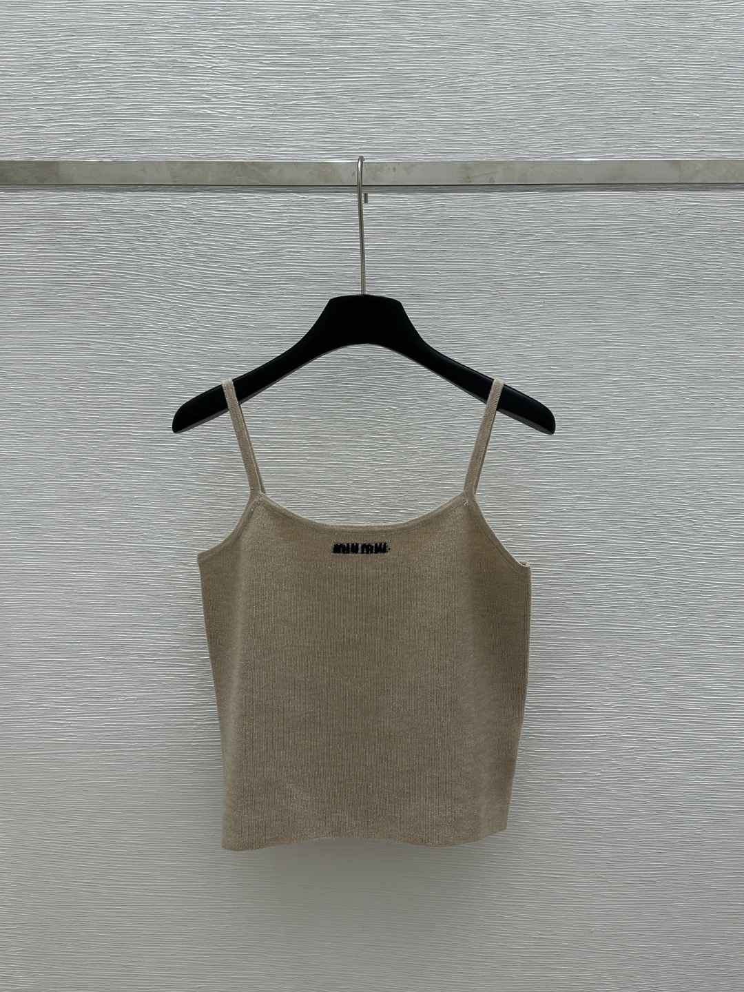 NO:312150,M Home Early Spring New Style Solid Color Simple Alphabet Knitted Sling Color Dark Apricot Size 36.38.40,,alexander wang19860909M家  早春新款 纯色简约字母针织吊带 颜色深杏色 尺码36.38.40,,alexander wang,Women's clothing