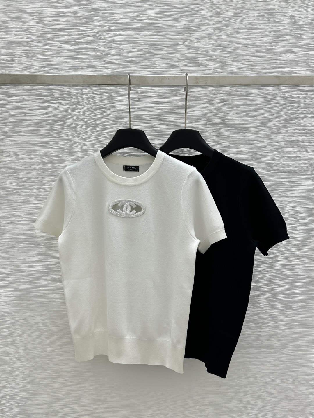 NO:312139,CH Home Early Spring New Style Solid Color Round Neck Pattern Hollow Knitted Short Sleeve Color White Black Size 36.38.40, T-shirt,alexander wang19860909CH家  早春新款 纯色圆领图案镂空针织短袖 颜色白色 黑色 尺码36.38.40,,T-shirt,alexander wang,Women's clothing