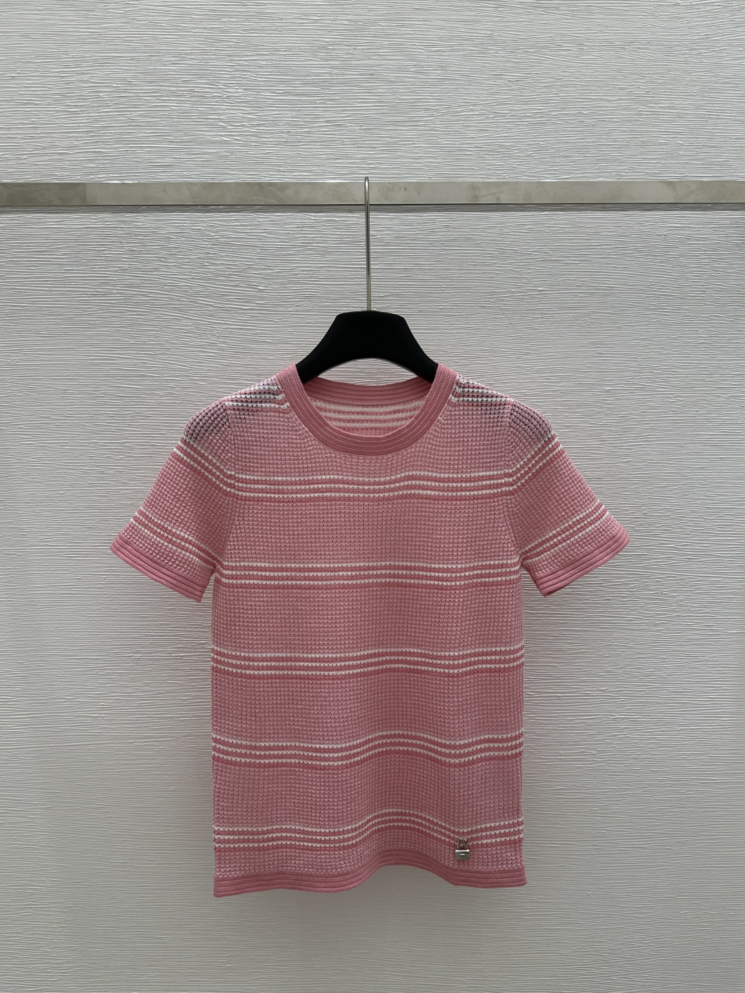 NO:312166,CH Home Early Spring New Style Round Neck Contrast Stripe Knitted Short Sleeve Color Pink Size 36.38.40, T-shirt,alexander wang19860909CH家  早春新款 圆领撞色条纹针织短袖 颜色粉色 尺码36.38.40,,T-shirt,alexander wang,Women's clothing