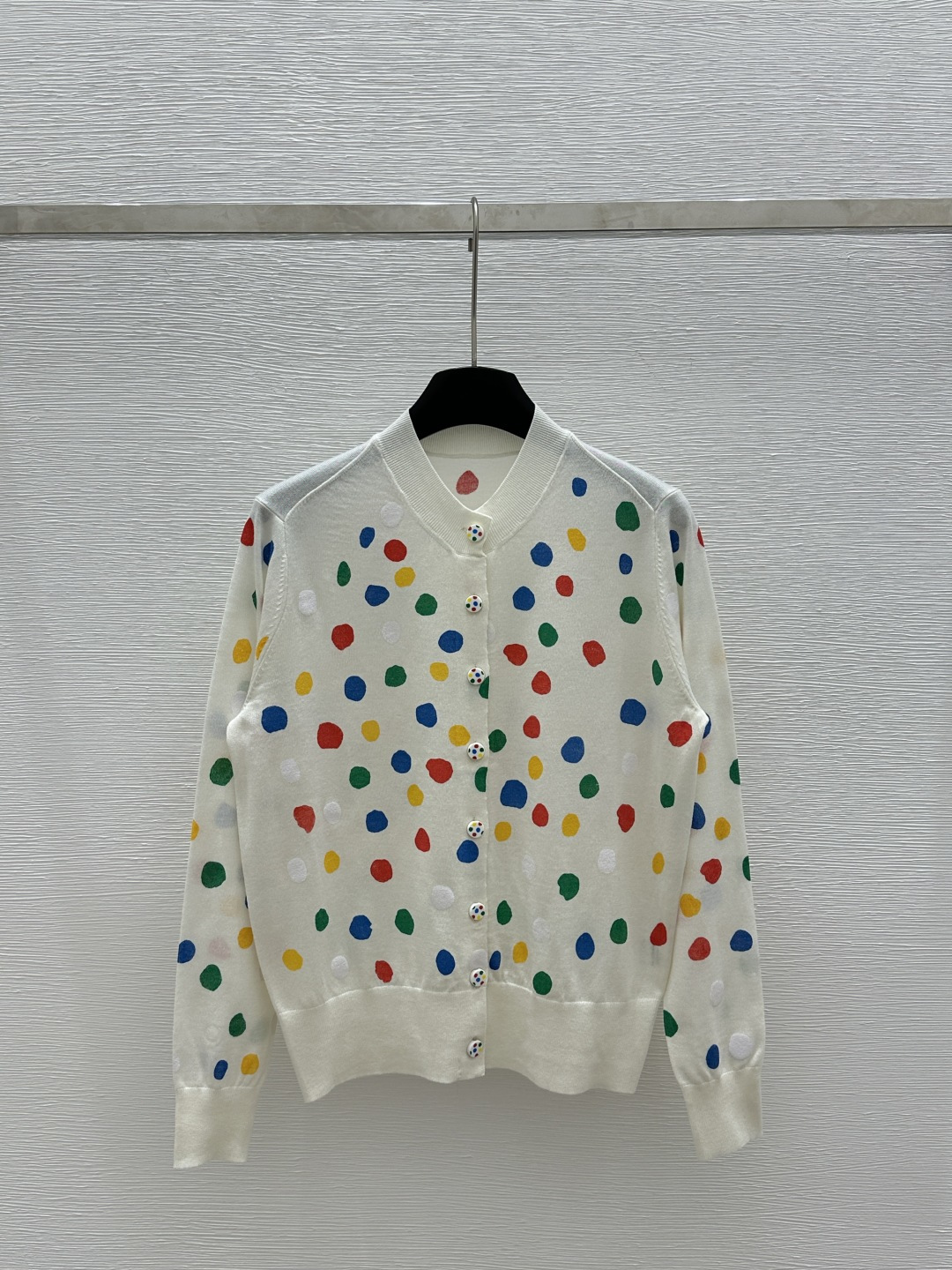 NO:322157,L Home Early Spring New Color Polka Dot Cardigan Knitted Long Sleeve Color White Size 36.38.40, louis vuitton,alexander wang19860909L家  早春新款 彩色波点开衫针织长袖 颜色白色 尺码36.38.40,,louis vuitton,alexander wang,Women's clothing