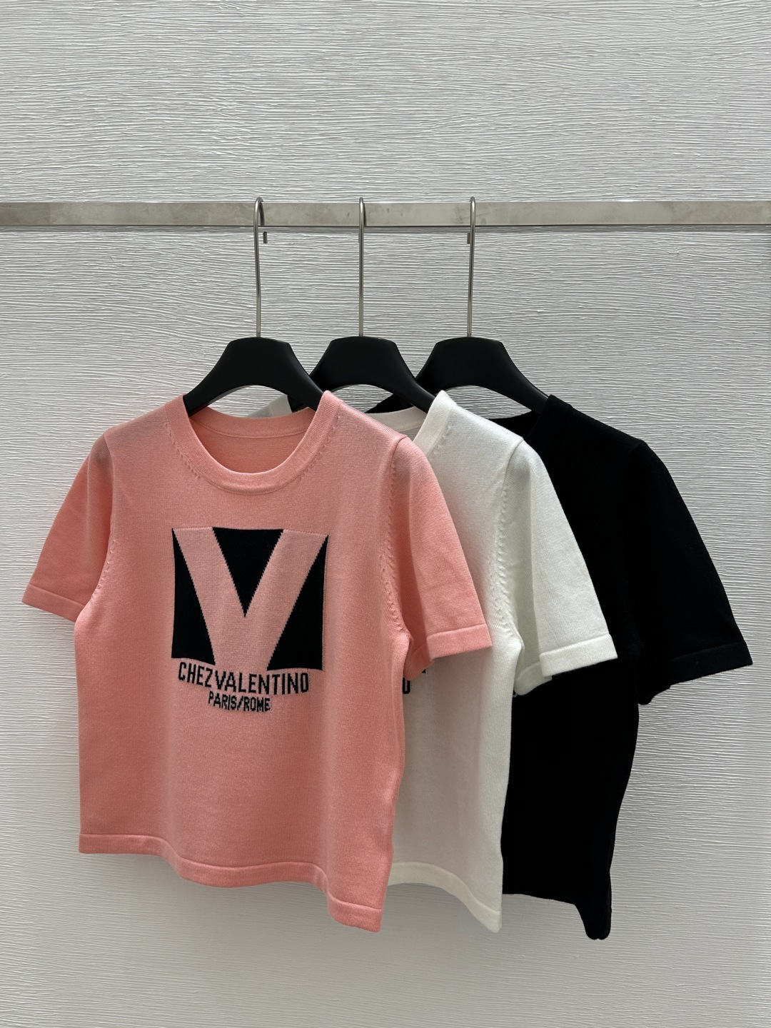 NO:322715,VA Home Early Spring New Style Round Neck Contrast Letter Knitted Short Sleeve Size 36.38.40, T-shirt, alexander wang19860909VA家  早春新款 圆领撞色字母针织短袖 尺码36.38.40,,T-shirt,alexander wang,Women's clothing