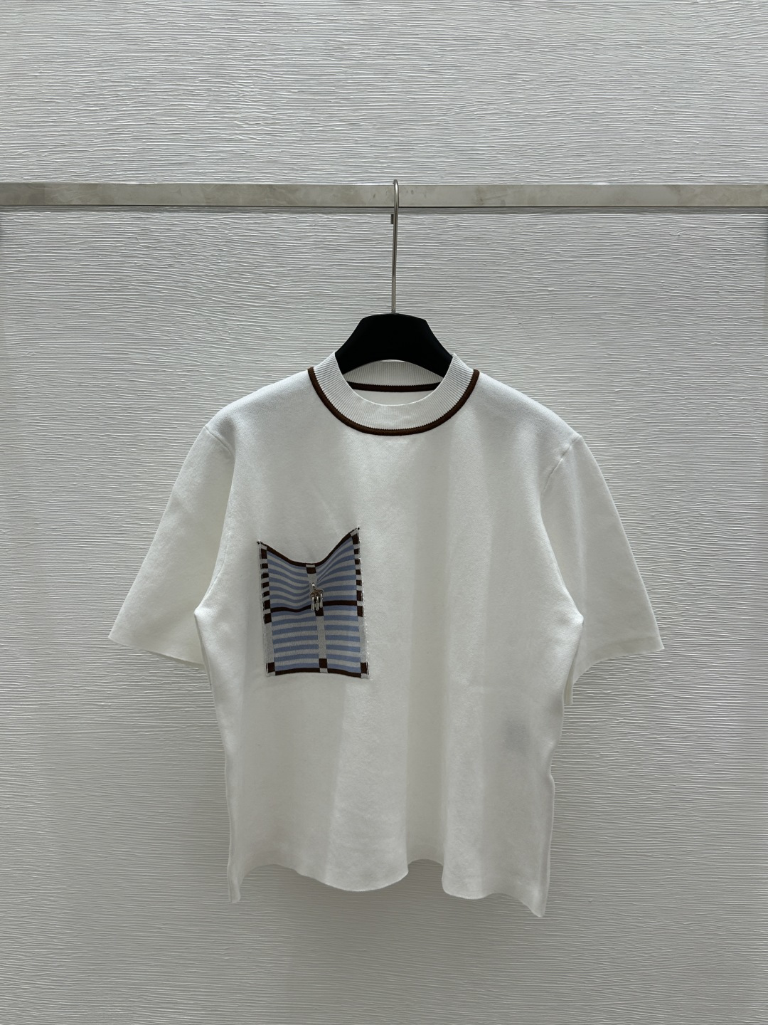 NO:322730,H Home Early Spring New Style Round Neck Contrast Pocket Knitted Short Sleeve Color White Size 36.38.4, T-shirt,alexander wang19860909H家  早春新款 圆领撞色口袋针织短袖 颜色白色 尺码36.38.4,,T-shirt,alexander wang,Women's clothing