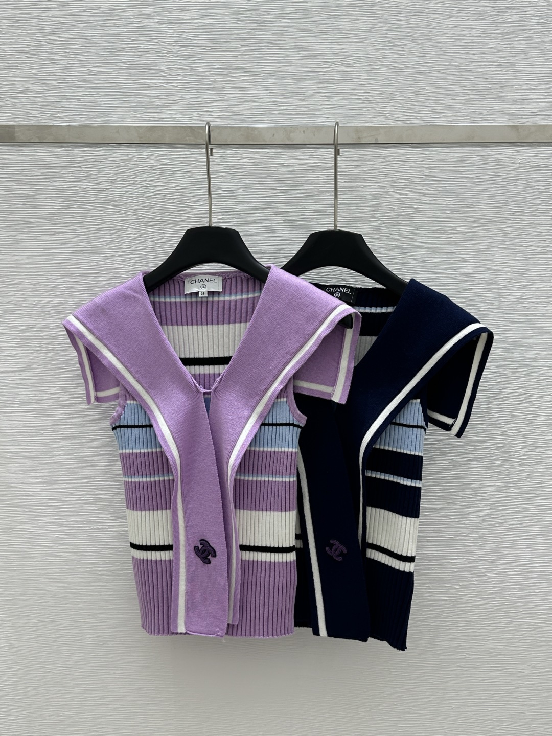 NO:320750,CH Home Early Spring New Military Neck Contrast Striped Knitted Vest Color Purple Royal Blue Size 36.38.40,,alexander wang19860909CH家  早春新款 军领撞色条纹针织背心 颜色紫色 宝蓝色 尺码36.38.40,,alexander wang,Women's clothing
