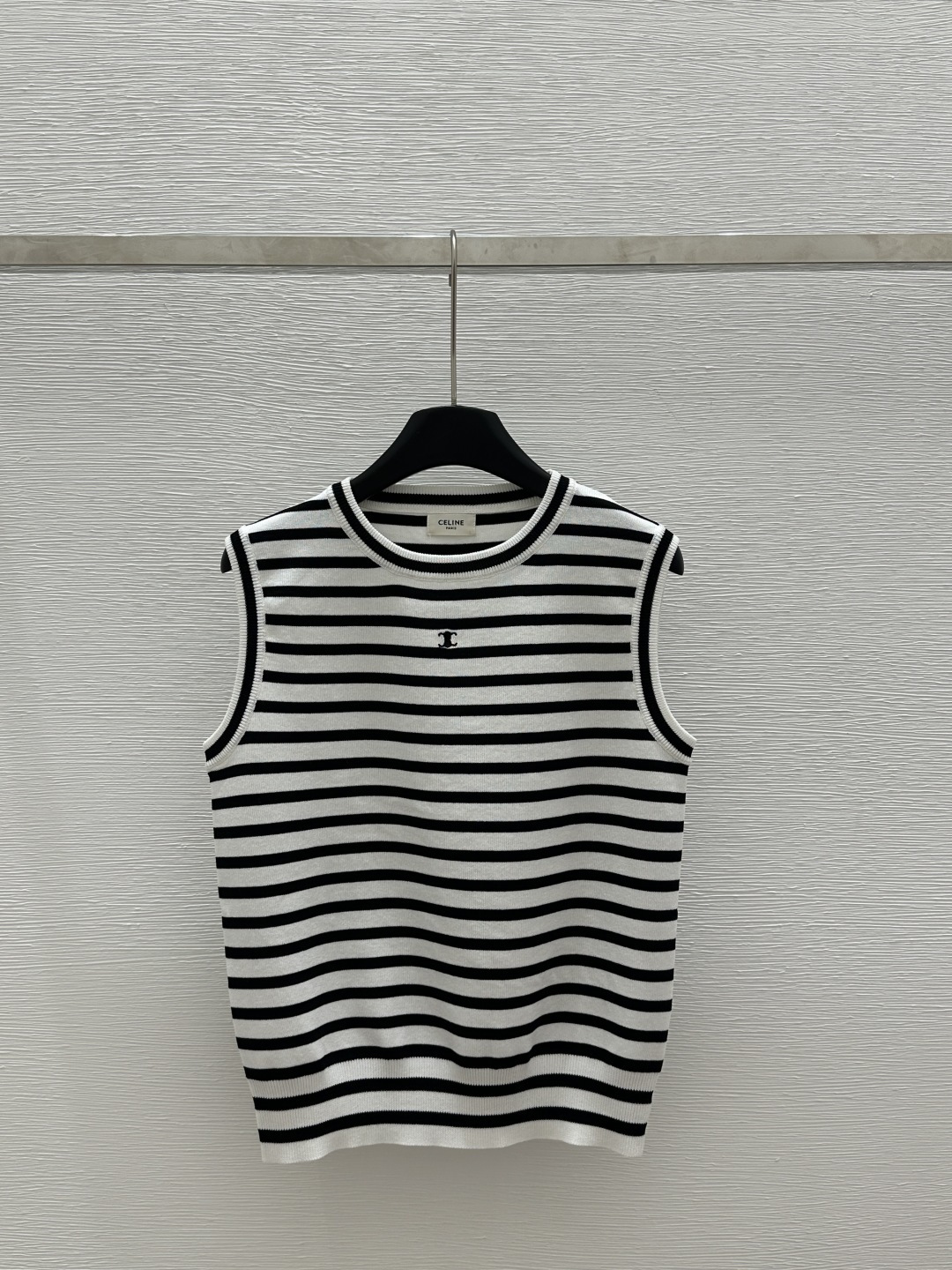 NO:321587,CE Home Early Spring New Style Round Neck Contrast Striped Knitted Vest Color White Size 36.38.40, Alexander Wang19860909CE家  早春新款 圆领撞色条纹针织背心 颜色白色 尺码36.38.40,,alexander wang,Women's clothing