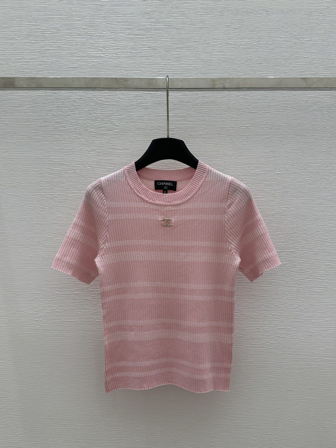 NO:321622,CH Home Early Spring New Style Round Neck Contrast Stripe Knitted Short Sleeve Color Pink Size 36.38.40, T-shirt,alexander wang19860909CH家  早春新款 圆领撞色条纹针织短袖 颜色粉色 尺码36.38.40,,T-shirt,alexander wang,Women's clothing