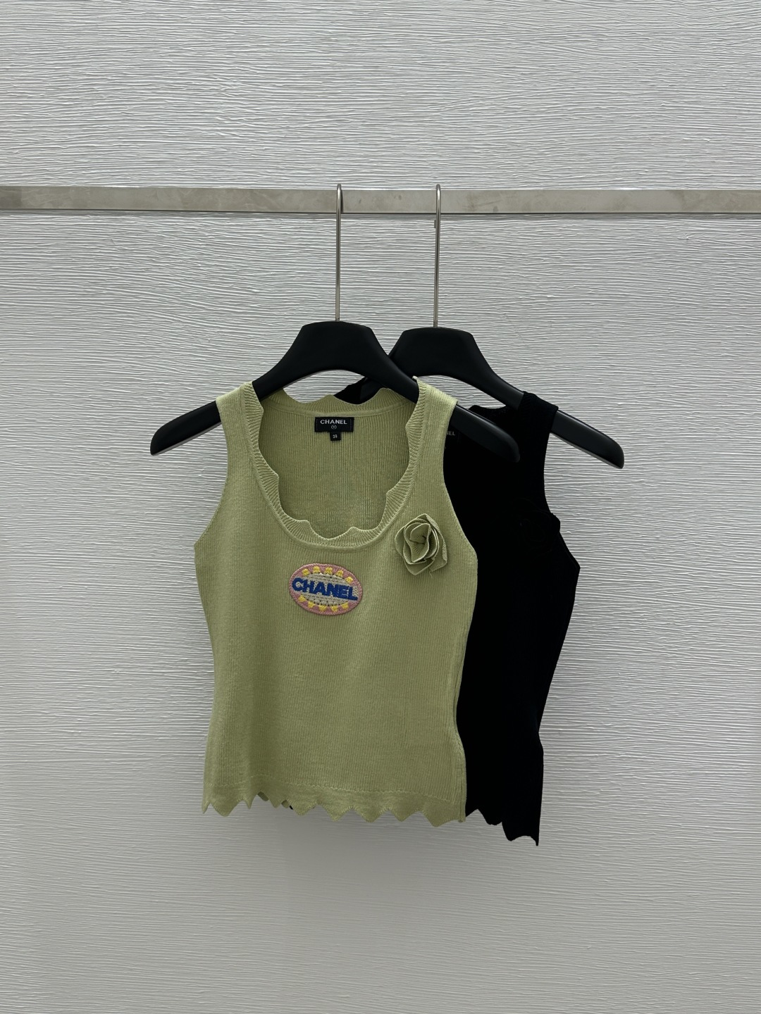 NO:321612,CH Home Early Spring New Style Large Round Neck Cornusole Color Green Black Size 36.38.40, Alexander Wang19860909CH家  早春新款 大圆领胸花针 颜色绿色 黑色 尺码36.38.40,,alexander wang,Women's clothing