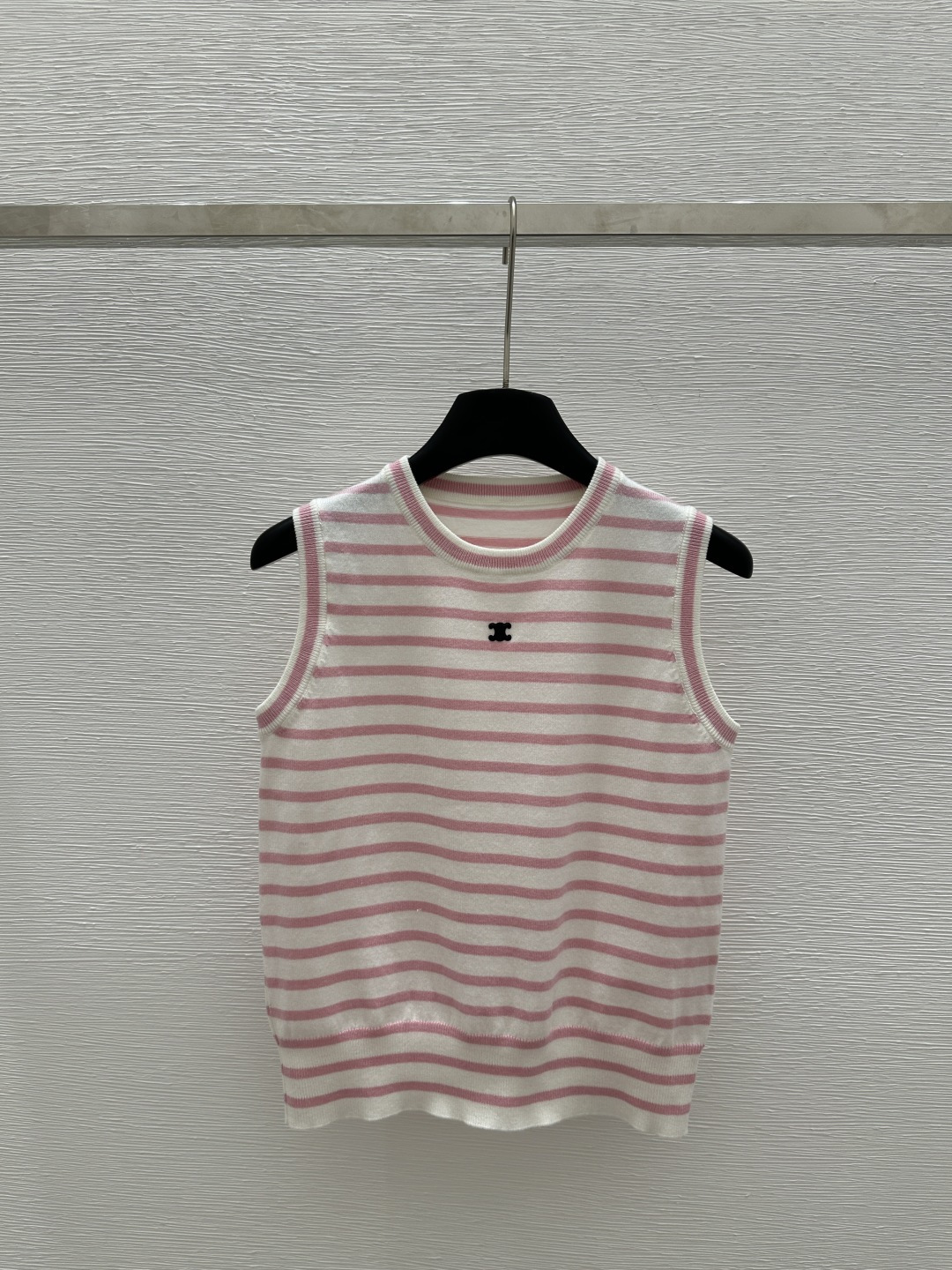 NO:324385,CE Home Early Spring New Style Round Neck Contrast Striped Knitted Vest Color Pink Size 36.38.40, Alexander Wang19860909CE家  早春新款 圆领撞色条纹针织背心 颜色粉色 尺码36.38.40,,alexander wang,Women's clothing