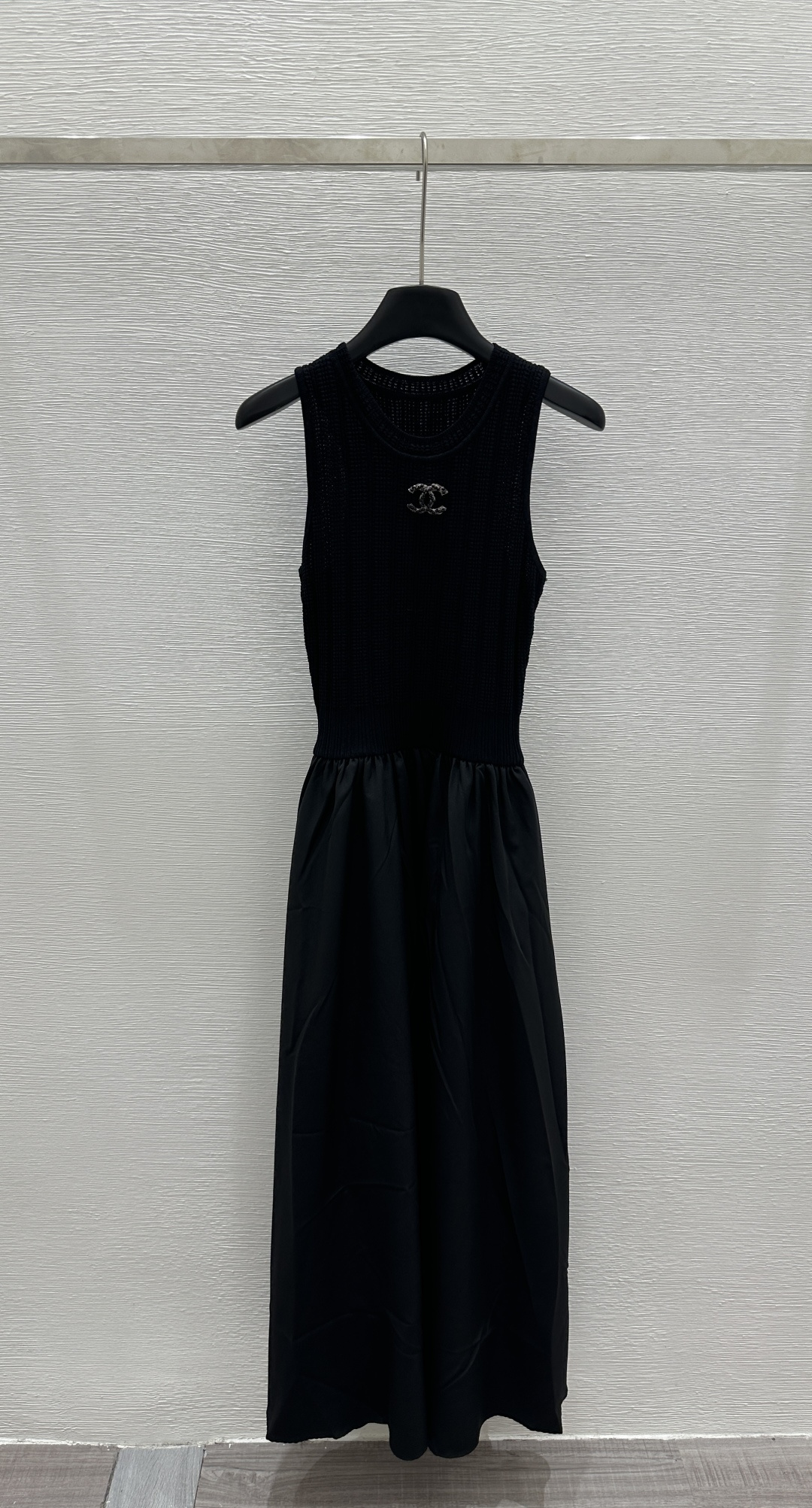 NO:324403,CH Home Early Spring New Round Neck Brooch Gauze Skirt Knitted Dress Color Black Size 36.38.40, Skirts, Brooch, Brooch, Brooch, Alexander Wang19860909CH家  早春新款圆领胸针纱裙针织连衣裙 颜色黑色 尺码36.38.40,,skirts,brooch，breastpin,alexander wang,Women's clothing