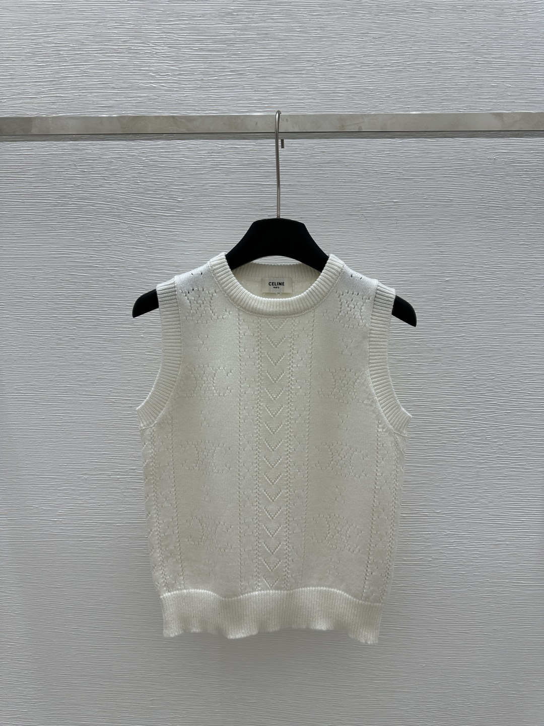 NO:324402,CE Home Early Spring New Style Round Neck Hollow Knitted Vest Color White Size 36.38.40, Alexander Wang19860909CE家  早春新款 圆领镂空针织背心 颜色白色 尺码36.38.40,,alexander wang,Women's clothing