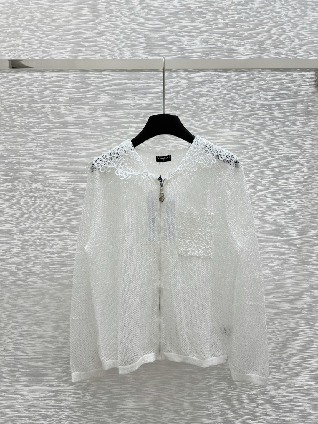 NO:329167,CH Home Early Spring New Style Lace Hooded Zipper Knitted Long Sleeve Color White Size 36.38.40, Hats,alexander wang19860909CH家  早春新款 花边连帽拉链针织长袖 颜色白色 尺码36.38.40,,hats,alexander wang,Women's clothing