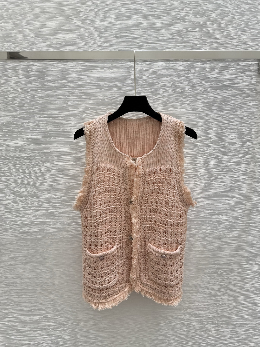 NO:329156,CH Home Early Spring New Cardigan Hollow Knitted Vest Color Pink Size 36.38.40,,alexander wang19860909CH家  早春新款 开衫镂空针织背心 颜色粉色 尺码36.38.40,,alexander wang,Women's clothing