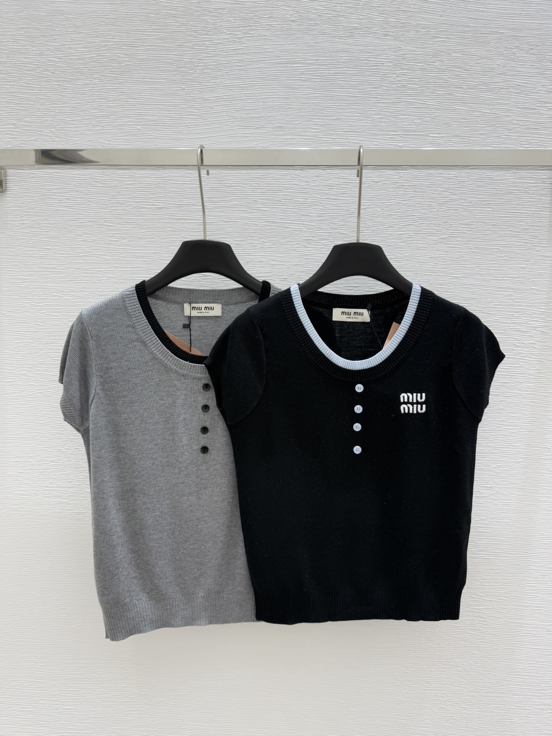 NO:329220,M Home Early Spring New Round Neck Fake Two-Piece Knitted Short Sleeve Color Black Gray Size 36.38.40, T-shirt,alexander wang19860909M家  早春新款圆领假两件针织短袖 颜色黑色 灰色 尺码36.38.40,,T-shirt,alexander wang,Women's clothing
