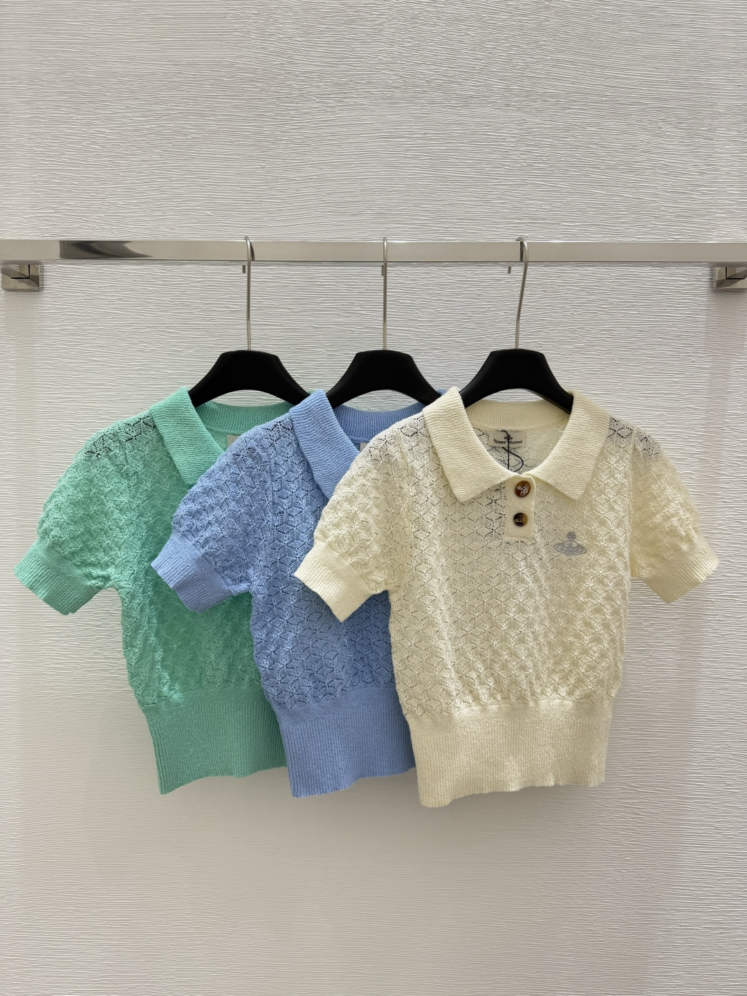 NO:329241,VI Home Early Spring New Style, Lace-turned Saturn pattern knitted short sleeves, Color White, Blue, Green, Size 36.38.40, T-shirt,alexander wang19860909VI家  早春新款 翻领土星图案针织短袖 颜色白色 蓝色 绿色 尺码36.38.40,,T-shirt,alexander wang,Women's clothing