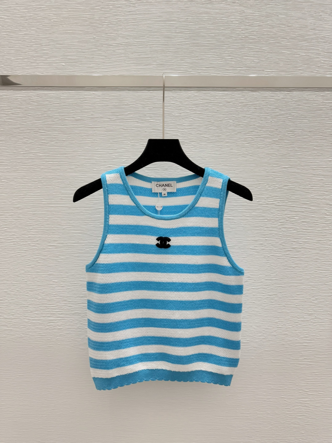 NO:329244,CH Home Early Spring New Round Neck Contrast Striped Knitted Vest Color Blue Size 36.38.40, Alexander Wang19860909CH家  早春新款 圆领撞色条纹针织背心 颜色蓝色 尺码36.38.40,,alexander wang,Women's clothing