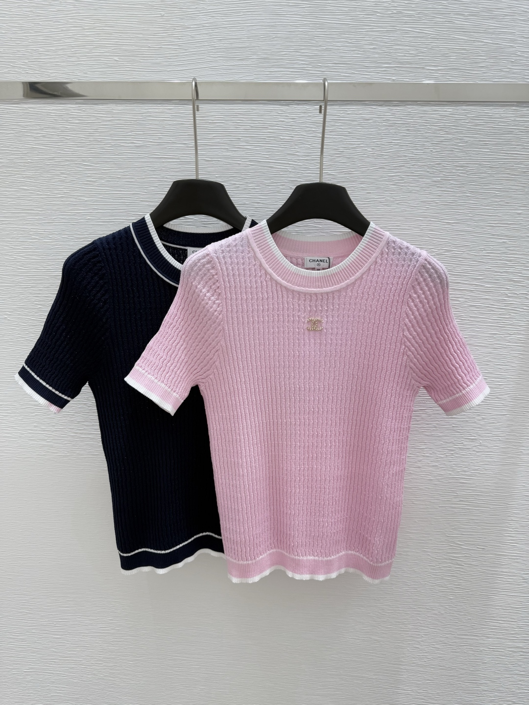 NO:334614,CH Home Early Spring New Style Round Neck Knitted Short Sleeve Color Pink Black Size 36.38.40, T-shirt,alexander wang19860909CH家  早春新款 圆领针织短袖 颜色粉色 黑色 尺码36.38.40,,T-shirt,alexander wang,Women's clothing