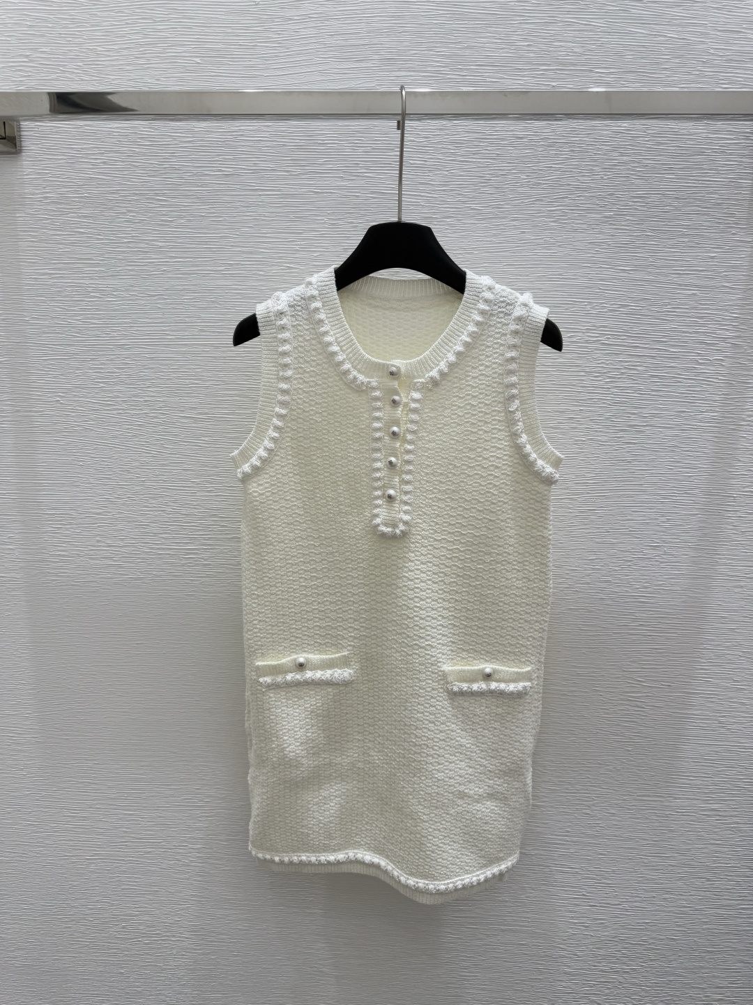 NO:334597,CH Home Early Spring New Round Neck Button Knitted Dress Color White Size 36.38.40, Skirts,alexander wang19860909CH家  早春新款 圆领纽扣针织连衣裙 颜色白色 尺码36.38.40,,skirts,alexander wang,Women's clothing
