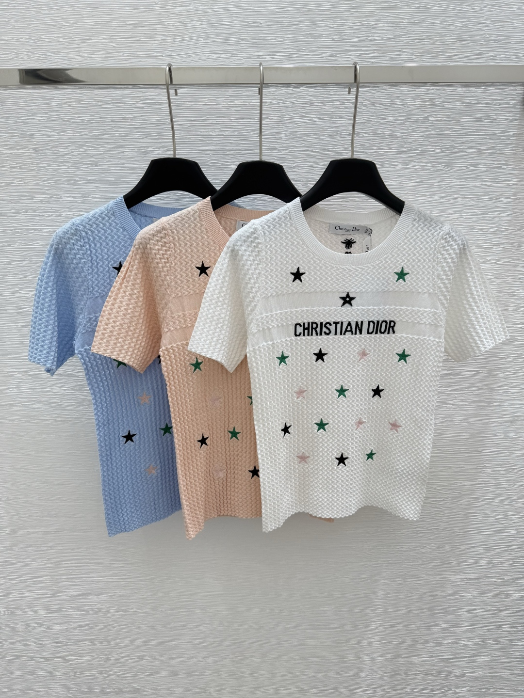 NO:334848,D Home Early Spring New Style Round Neck Five-pointed Star Letter Knitted Short Sleeve Color White Pink Blue Size 36.38.40, Dior, T-shirt, alexander wang19860909D家  早春新款 圆领五角星字母针织短袖 颜色白色 粉色 蓝色 尺码36.38.40,,dior,T-shirt,alexander wang,Women's clothing