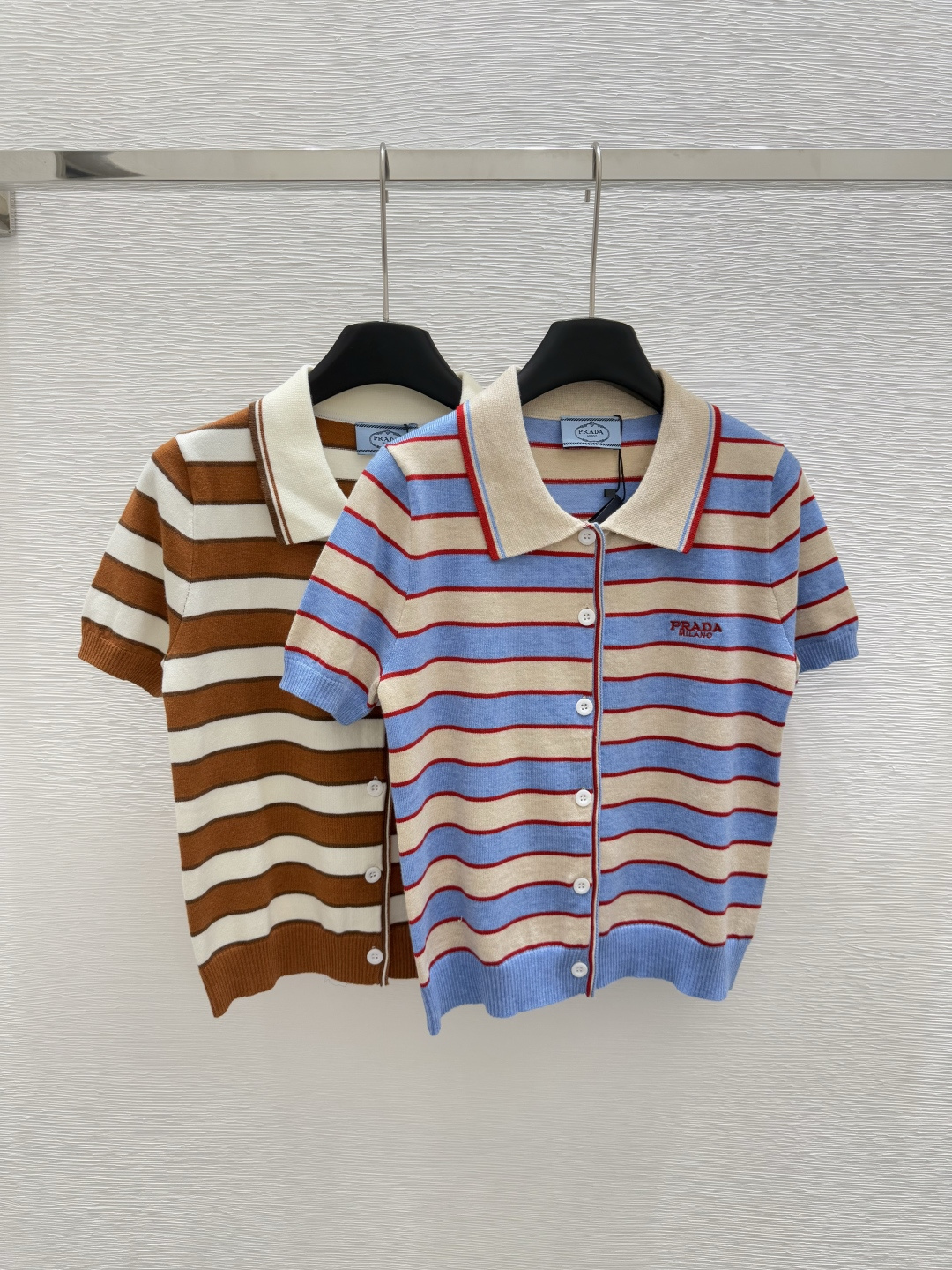 NO:334841,P home, early spring new style, round-neck striped cardigan, knitted short-sleeved color, blue, brown, size 36.38.40,,T-shirt,alexander wang19860909P家  早春新款 圆领条纹开衫针织短袖 颜色蓝色 咖啡色 尺码36.38.40,,T-shirt,alexander wang,Women's clothing