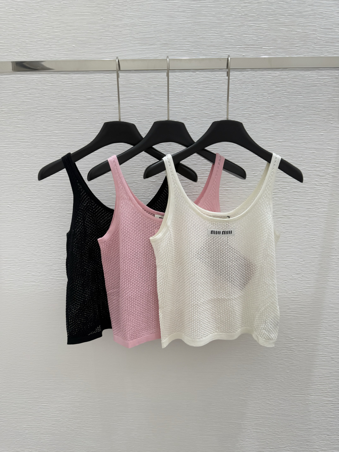 NO:334850,M Home Early Spring New Round Neck Knitted Vest Color White Pink Black Size 36.38.40, Alexander Wang19860909M家  早春新款 圆领针织背心 颜色白色 粉色 黑色 尺码36.38.40,,alexander wang,Women's clothing