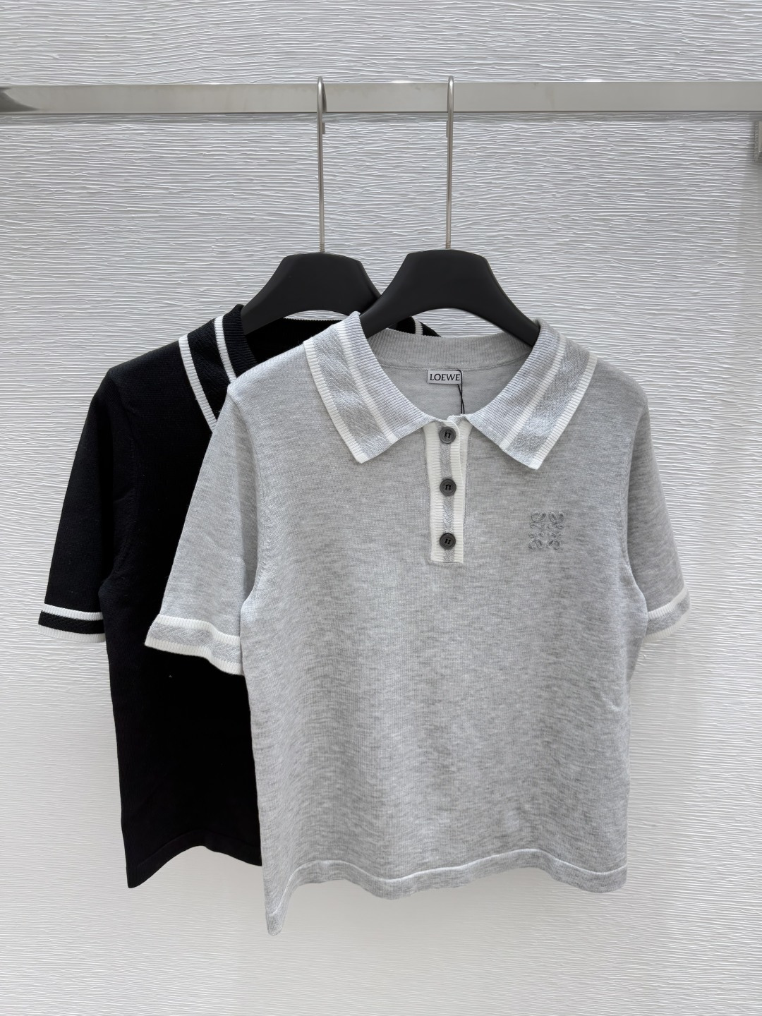 NO:334856,LO Home Early Spring New Lapel Knitted Short Sleeve Color Gray Black Size 36.38.40, T-shirt,alexander wang19860909LO家  早春新款 翻领针织短袖 颜色灰色 黑色 尺码36.38.40,,T-shirt,alexander wang,Women's clothing