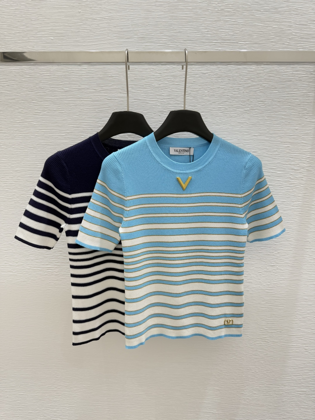 NO:410735,VA Home Early Spring New Style Round Neck Striped Knitted Short Sleeve Color Blue Royal Blue Size 36.38.40, T-shirt,alexander wang19860909VA家  早春新款 圆领开条纹针织短袖 颜色蓝色 宝蓝色 尺码36.38.40,,T-shirt,alexander wang,Women's clothing