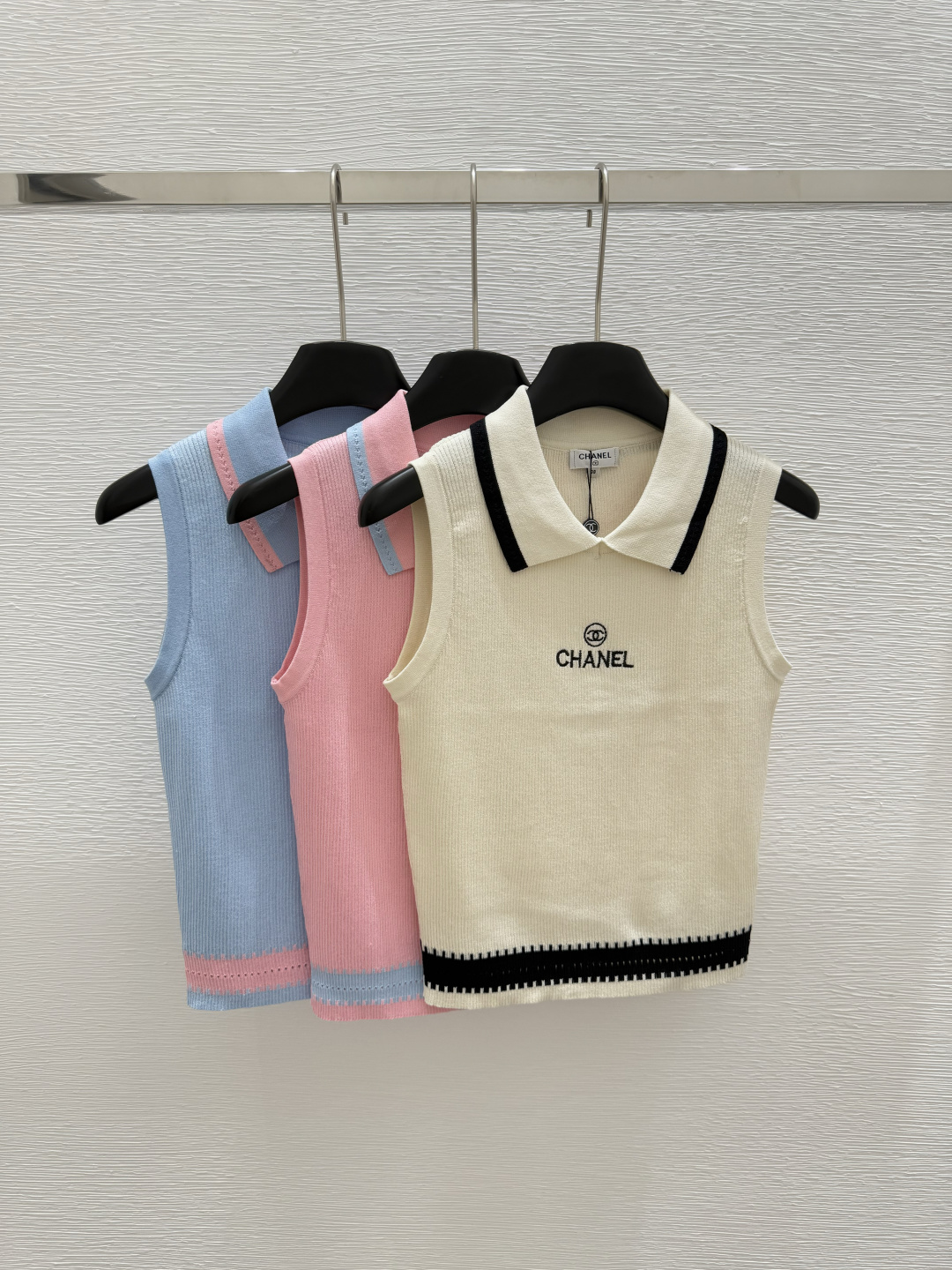 NO:417745,CH Home Early Spring New Lapel Knitted Short Sleeve Color White Pink Blue Size 36.38.40, T-shirt,alexander wang19860909CH家  早春新款 翻领针织短袖 颜色白色 粉色 蓝色 尺码36.38.40,,T-shirt,alexander wang,Women's clothing