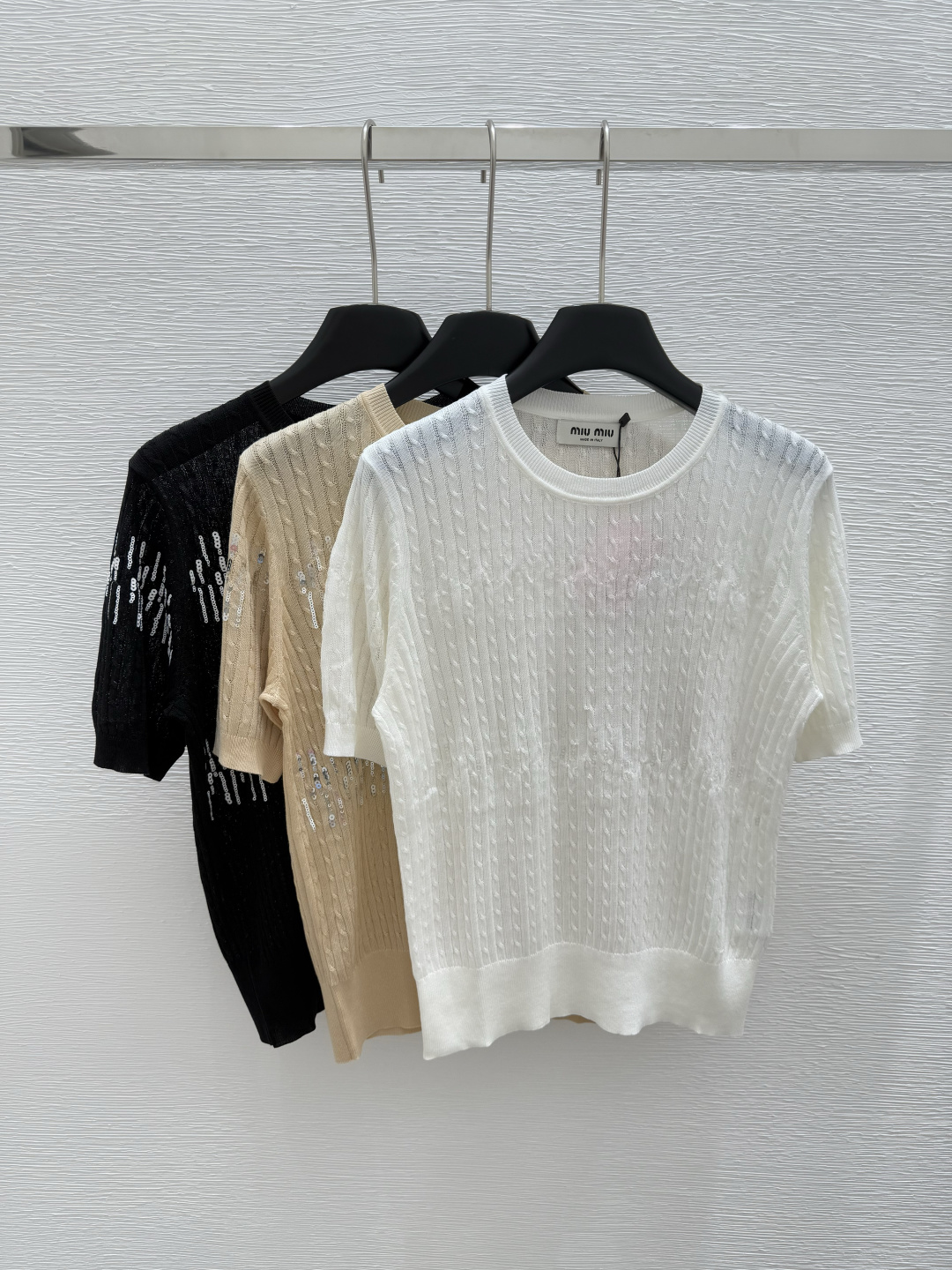 NO:410712,M Home Early Spring New Style Round Neck Sequin Knitted Short Sleeve Color White Yellow Black Size 36.38.40, T-shirt,alexander wang19860909M家  早春新款 圆领亮片针织短袖 颜色白色 黄色 黑色 尺码36.38.40,,T-shirt,alexander wang,Women's clothing