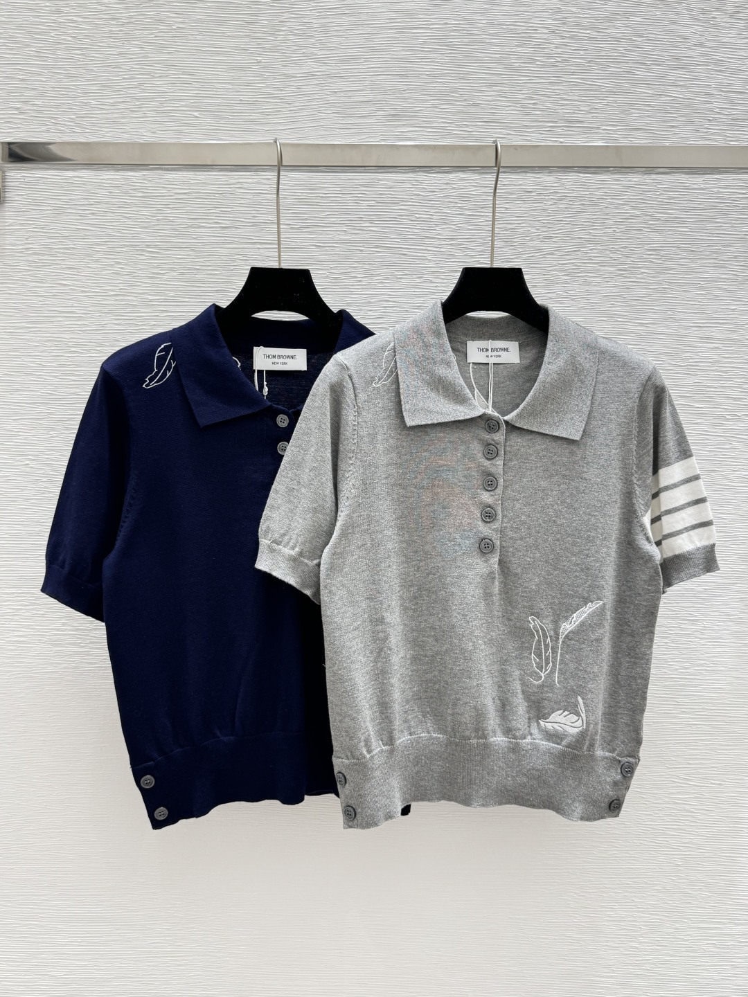 NO:410840,TB Home Summer New Style Leaf Embroidered Lapel Knitted Short Sleeve Color Gray Royal Blue Size 36.38.40, T-shirt,alexander wang19860909TB家 夏季新款 树叶刺绣翻领针织短袖 颜色灰色 宝蓝 尺码36.38.40,,T-shirt,alexander wang,Women's clothing