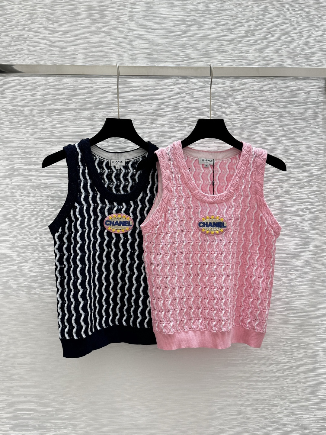 NO:410800,CH Home Summer New Style Bowen Contrast Color Round Neck Knitted Vest Color Pink Black Size 36.38.40, Alexander Wang19860909CH家 夏季新款 波文撞色圆领针织背心 颜色粉色 黑色 尺码36.38.40,,alexander wang,Women's clothing