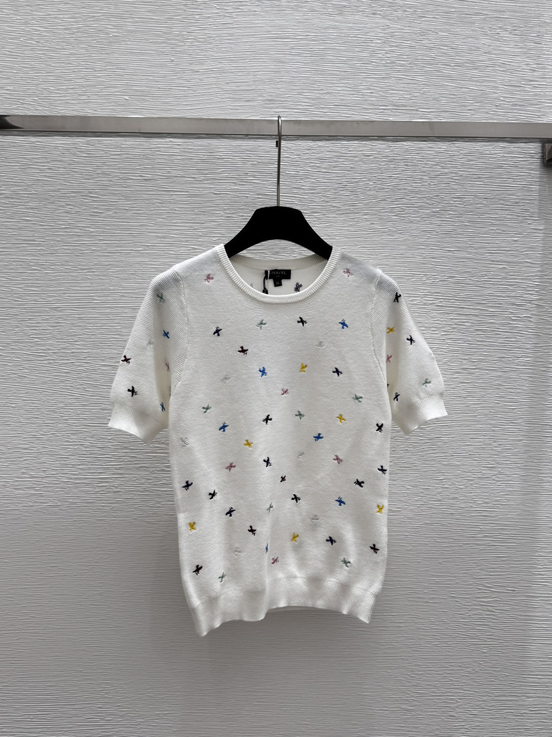 NO:410755,CH Home Summer New Bird Logo Embroidery Round Neck Knitted Short Sleeve Color White Size 36.38.40, T-shirt,alexander wang19860909CH家 夏季新款 小鸟logo刺绣圆领针织短袖 颜色白色 尺码36.38.40,,T-shirt,alexander wang,Women's clothing