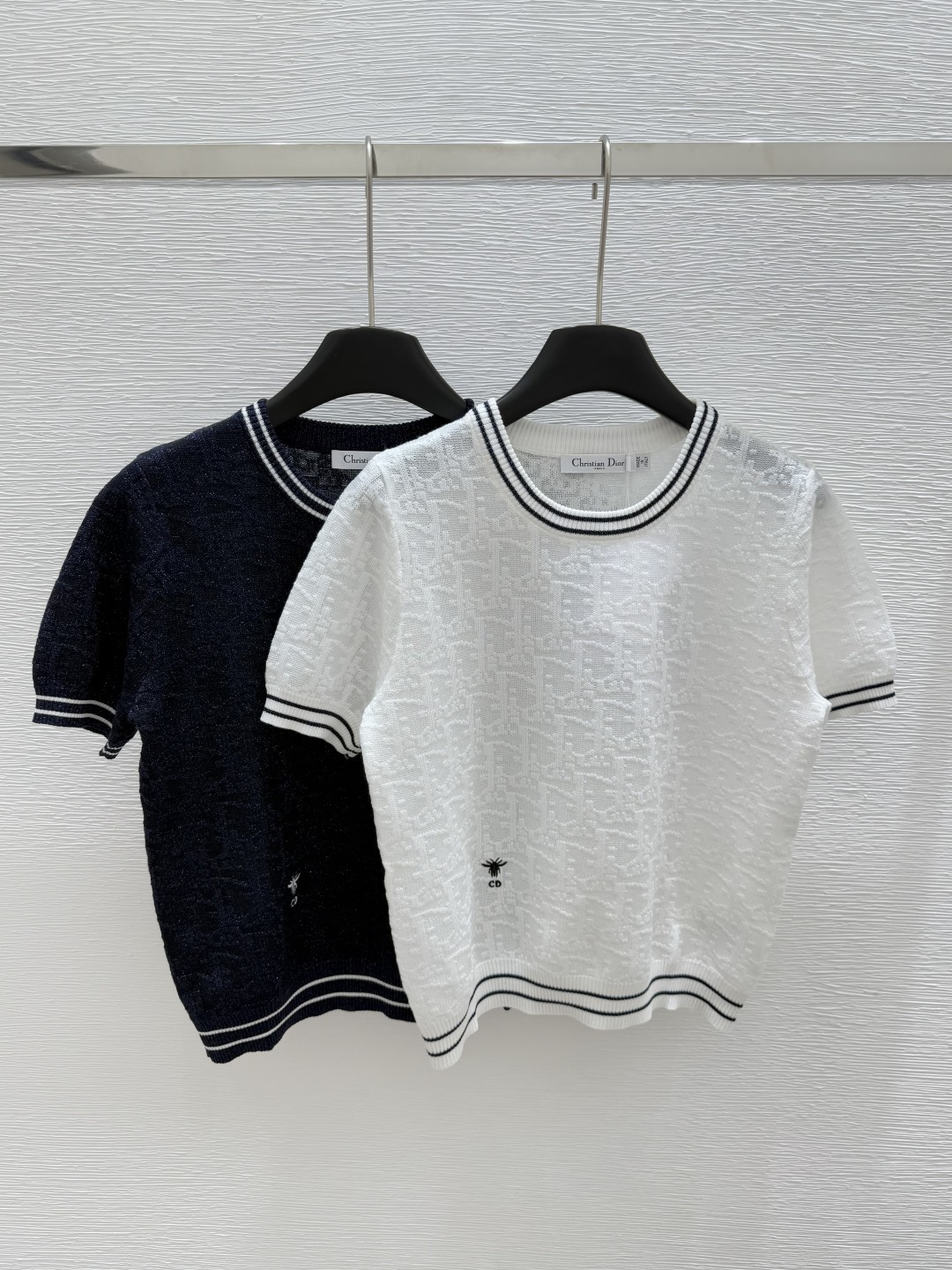 NO:415412,D Home Summer New Style Round Neck Sequin Knitted Short Sleeve Color White Royal Blue Size 36.38.40, Dior, T-shirt, alexander wang19860909D家 夏季新款 圆领亮片针织短袖 颜色白色 宝蓝色 尺码36.38.40,,dior,T-shirt,alexander wang,Women's clothing