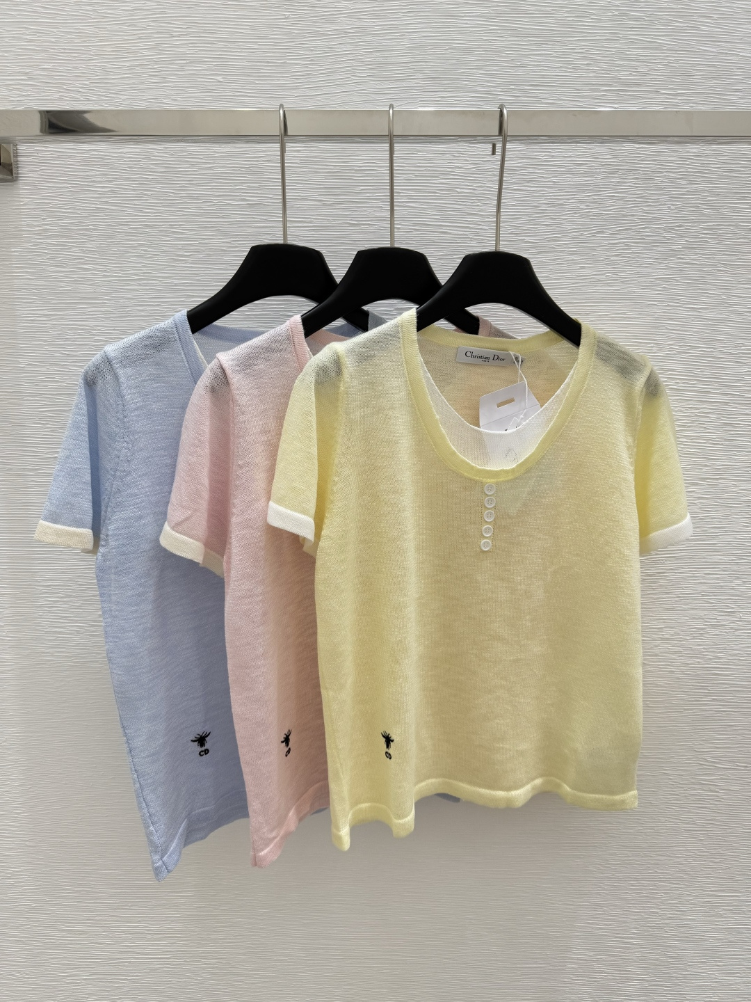 NO:425015,D Home New Summer Style Round Neck Knitted Fake Two-Piece Short Sleeve Color Pink Blue Yellow Size 36.38.40, Dior, T-shirt, alexander wang19860909D家 夏季新款 圆领针织假两件短袖 颜色粉色 蓝色 黄色 尺码36.38.40,,dior,T-shirt,alexander wang,Women's clothing