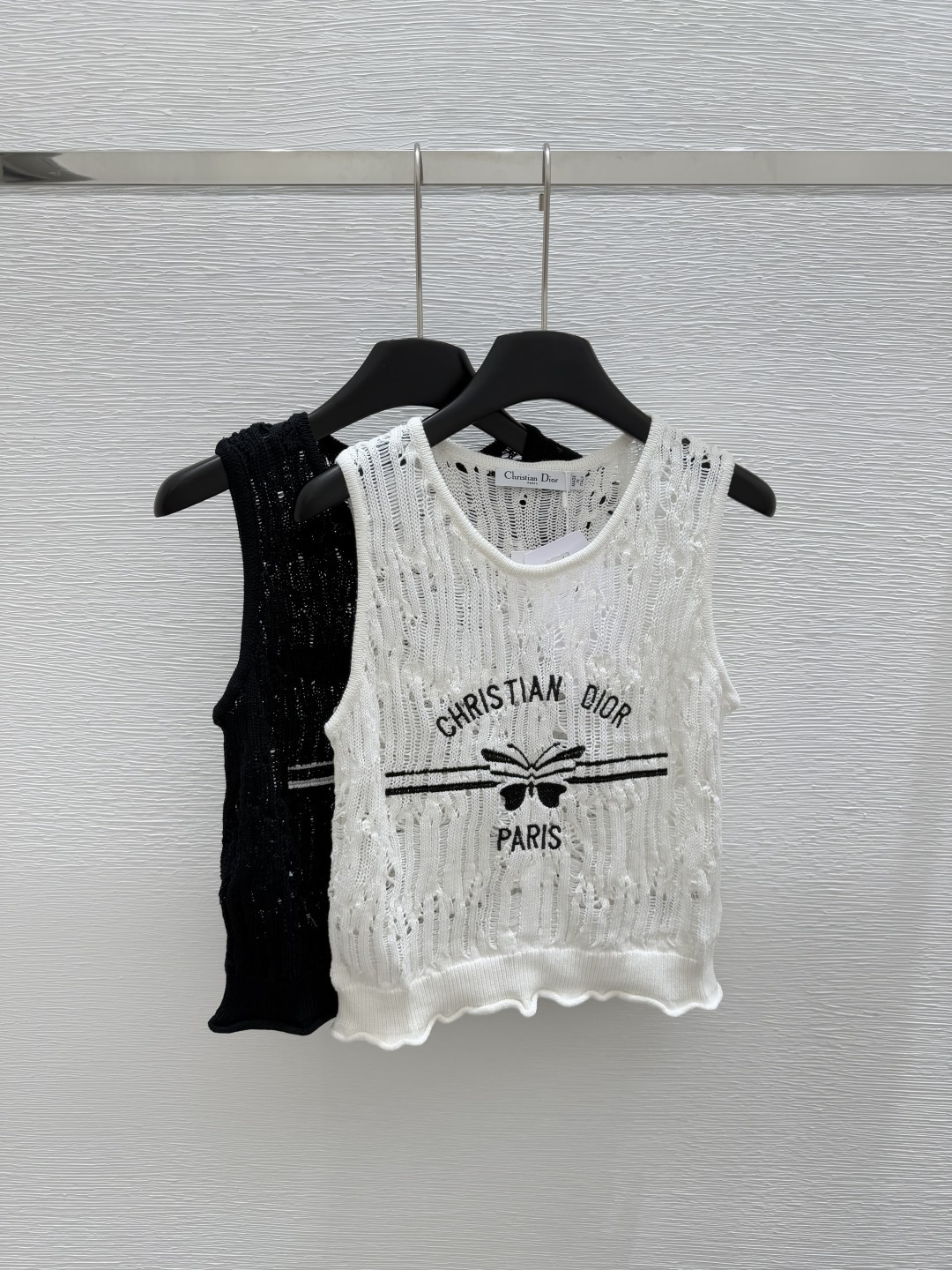 NO:425003,D Home New Summer Style Round Neck Hollow Knitted Vest Color White Black Size 36.38.40, Dior, Alexander Wang19860909D家 夏季新款 圆领镂空针织背心 颜色白色 黑色 尺码36.38.40,,dior,alexander wang,Women's clothing