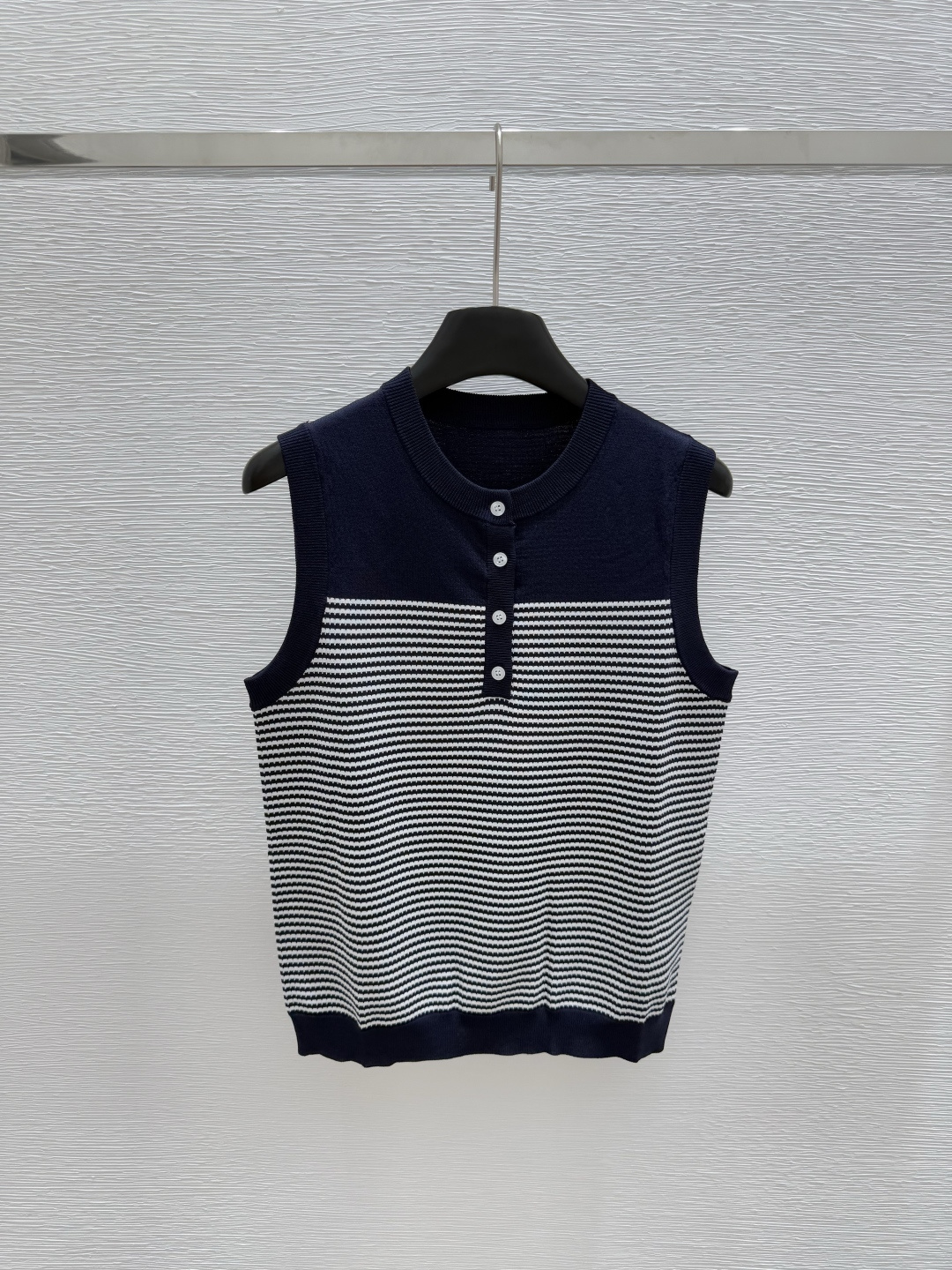 NO:419556,ICICLE Home New Summer Round Neck Knitted Striped Vest Color Blue Size 36.38.40, Alexander Wang19860909ICICLE家 夏季新款 圆领针织条纹背心 颜色蓝色 尺码36.38.40,,alexander wang,Women's clothing
