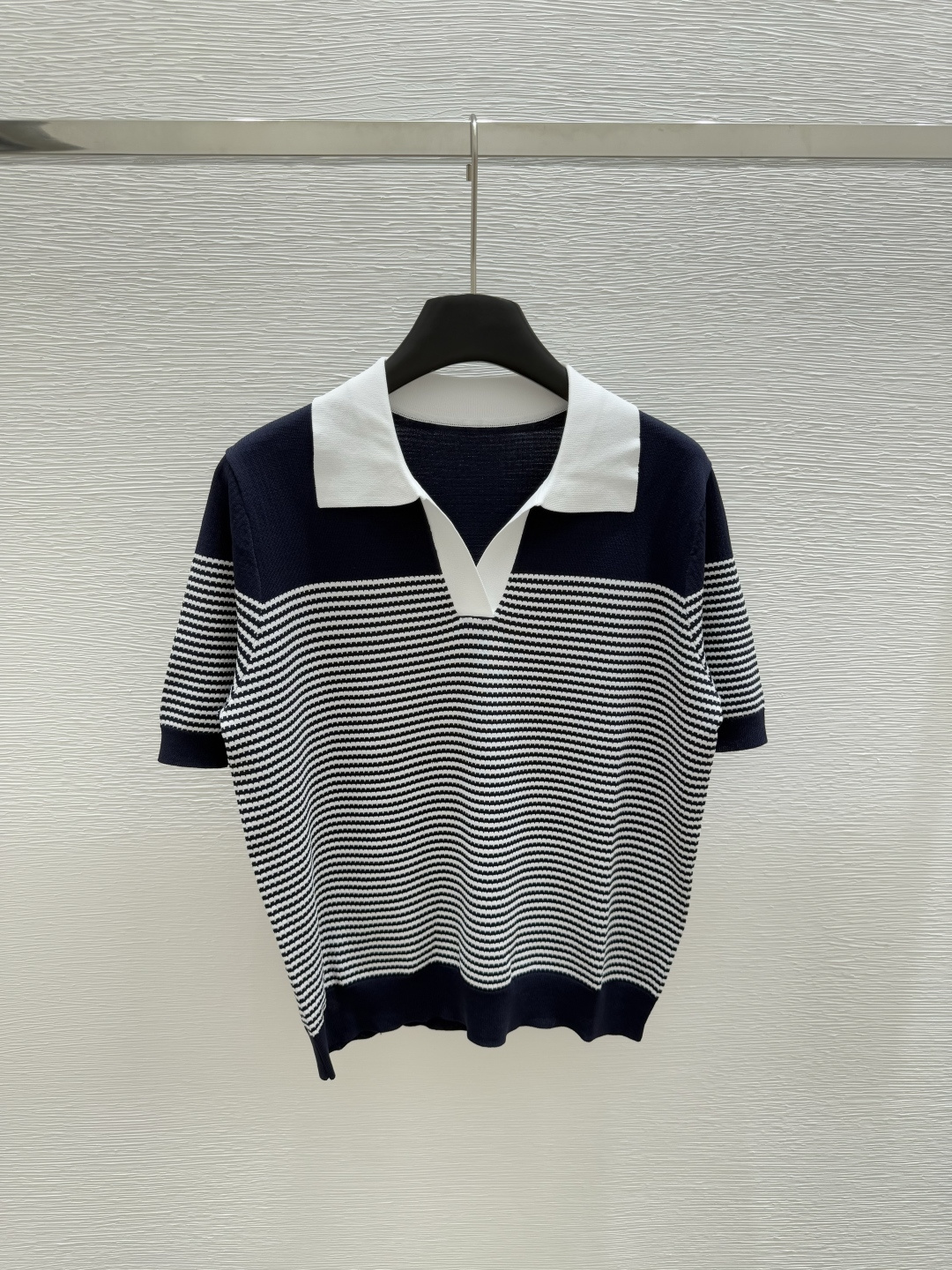 NO:419565,ICICLE Home Summer New Style Round Neck Knitted Stripe Short Sleeve Color Blue Size 36.38.40, T-shirt,alexander wang19860909ICICLE家 夏季新款 圆领针织条纹短袖 颜色蓝色 尺码36.38.40,,T-shirt,alexander wang,Women's clothing