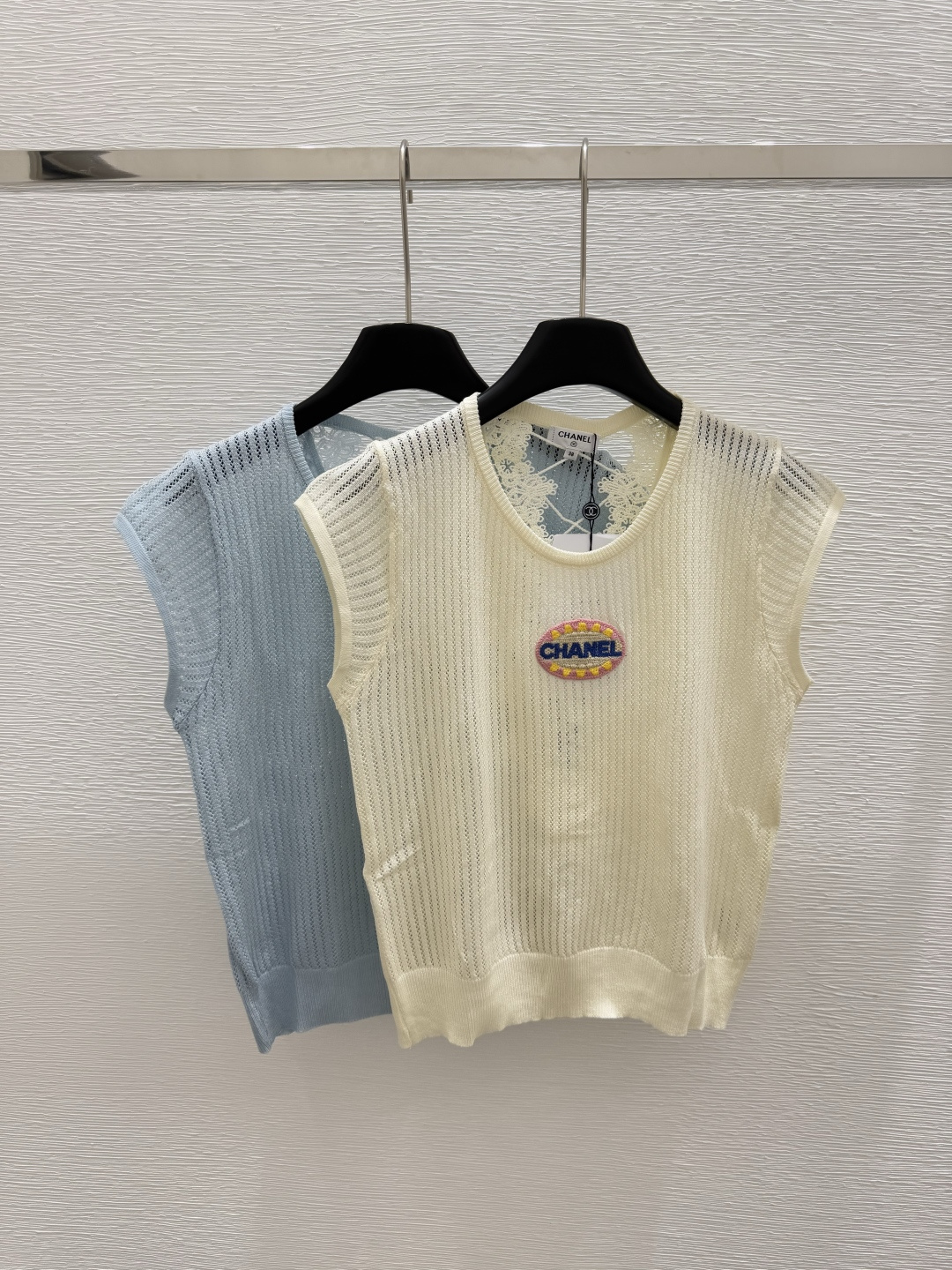 NO:421024,CH Home Early Spring New Round Neck Lace Knitted Vest Color White Blue Size 36.38.40, Alexander Wang19860909CH家  早春新款 圆领花边针织背心 颜色白色 蓝色 尺码36.38.40,,alexander wang,Women's clothing