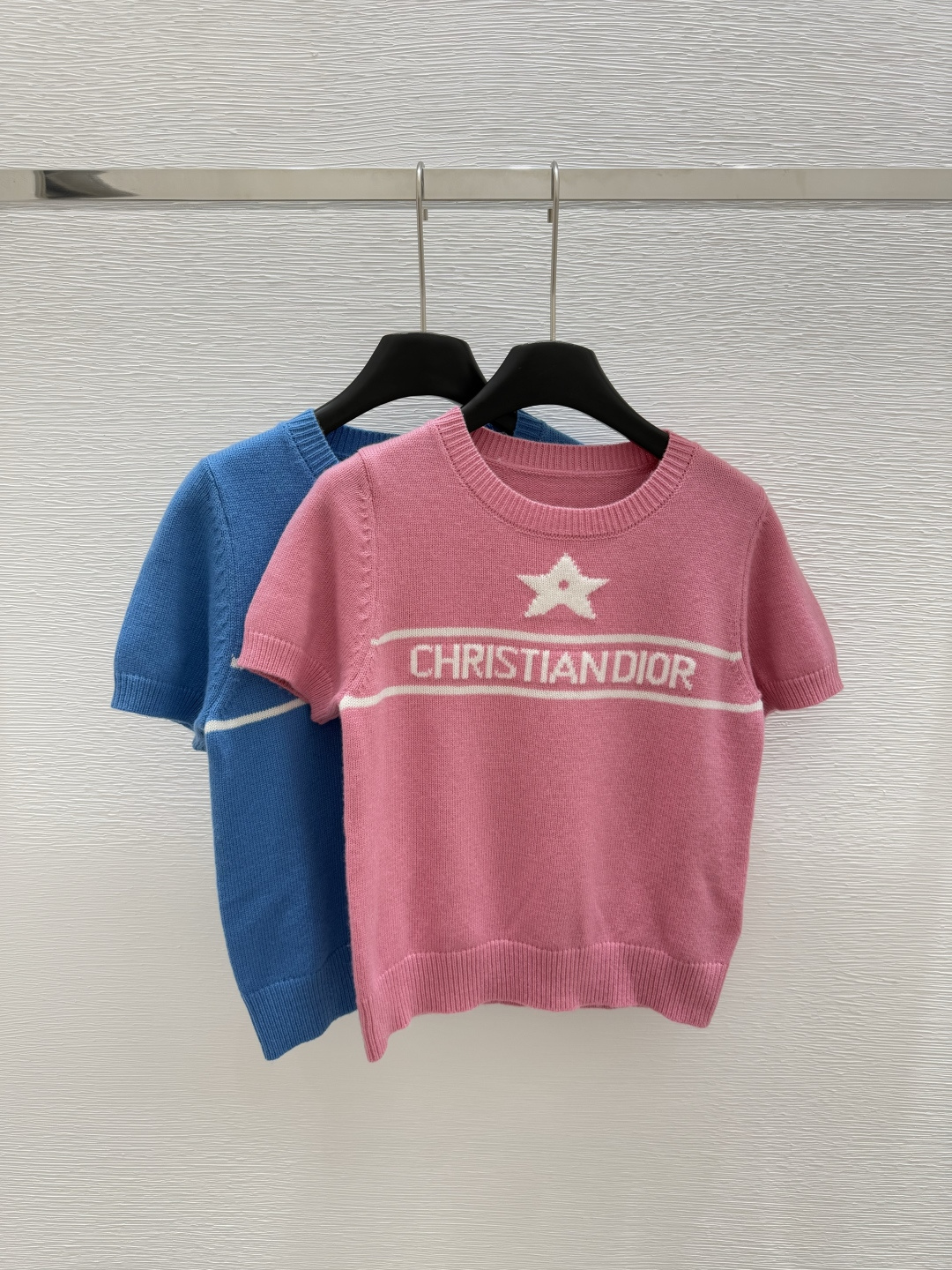 NO:420967,D Home Early Spring New Style Round Neck Five-pointed Star Knitted Short Sleeve Color Pink Blue Size 36.38.40, Dior, T-shirt, alexander wang19860909D家  早春新款 圆领五角星针织短袖 颜色粉色 蓝色 尺码36.38.40,,dior,T-shirt,alexander wang,Women's clothing