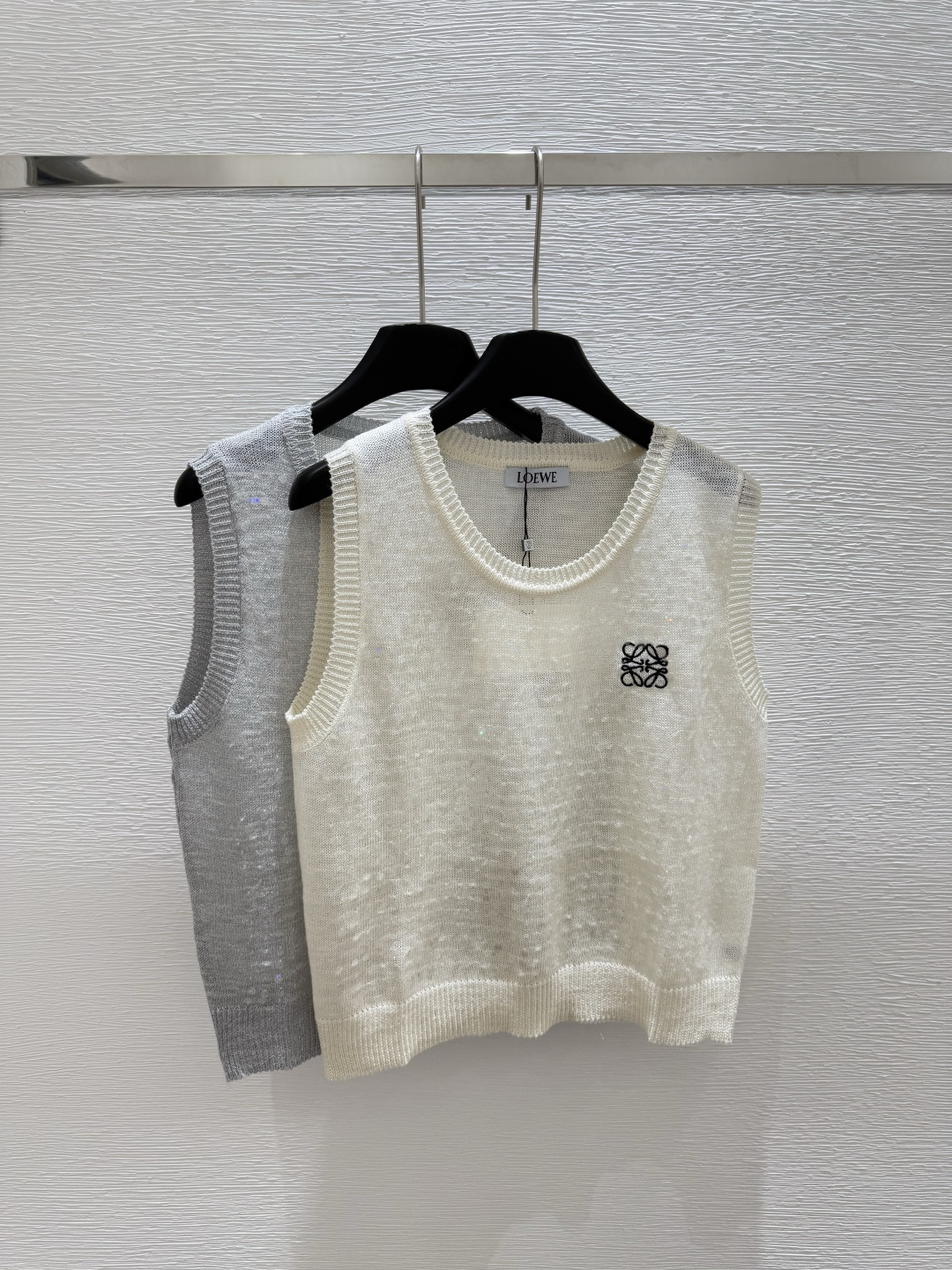 NO:425430,LO Home Summer New Style Round Neck Knitted Vest Color White Gray Size 36.38.40, Alexander Wang19860909LO家 夏季新款 圆领针织背心 颜色白色 灰色 尺码36.38.40,,alexander wang,Women's clothing