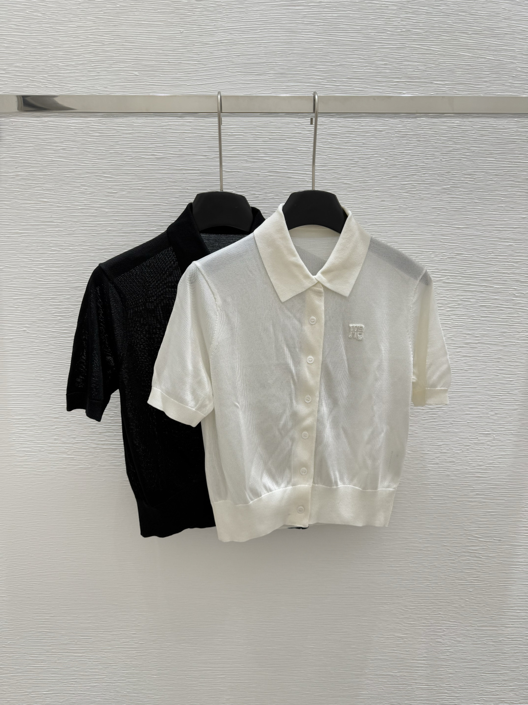 NO:425447,AW Home Summer New Style Lapel Knit Cardigan Short Sleeve Color White Black Size 36.38.40, T-shirt,alexander wang19860909AW家 夏季新款 翻领针织开衫短袖 颜色白色 黑色 尺码36.38.40,,T-shirt,alexander wang,Women's clothing