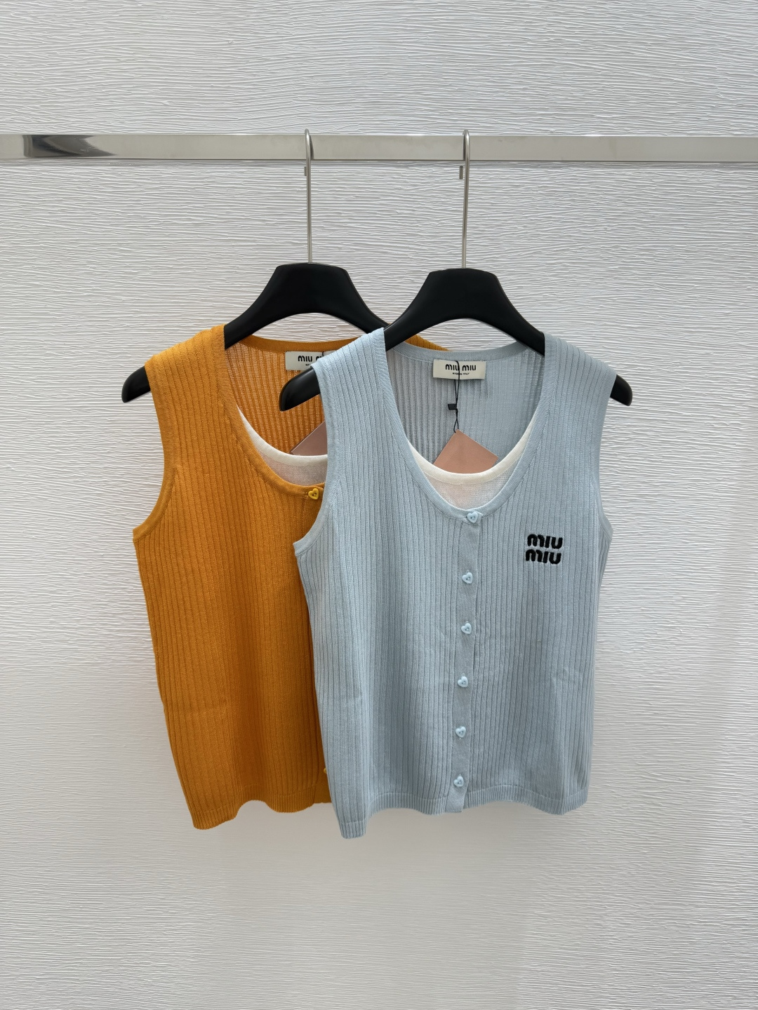 NO:425472,M Home New Summer Model Fake Two-Piece Knitted Vest m Color Blue Orange Size 36.38.40,,alexander wang19860909M家 夏季新款 假两件针织背心 m 颜色蓝色 橙色 尺码36.38.40,,alexander wang,Women's clothing