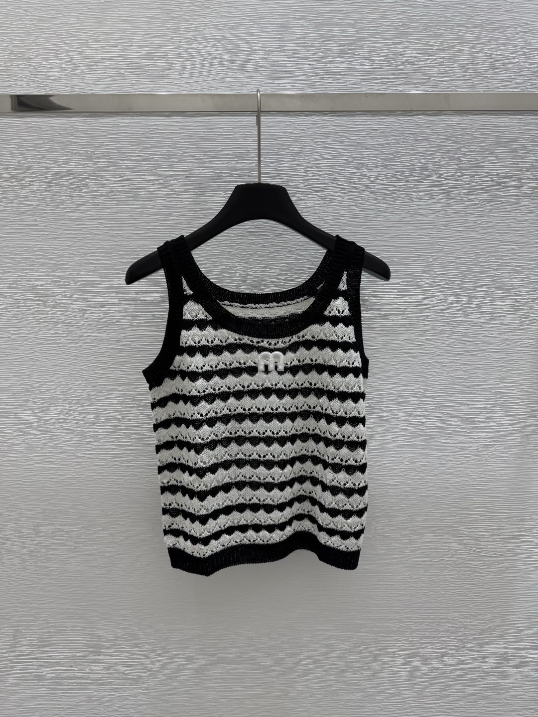 NO:417971,M Home New Summer Style Hollow Stripe Knitted Vest Color Black Size 36.38.40, Alexander Wang19860909M家 夏季新款 镂空条纹针织背心 颜色黑色 尺码36.38.40,,alexander wang,Women's clothing