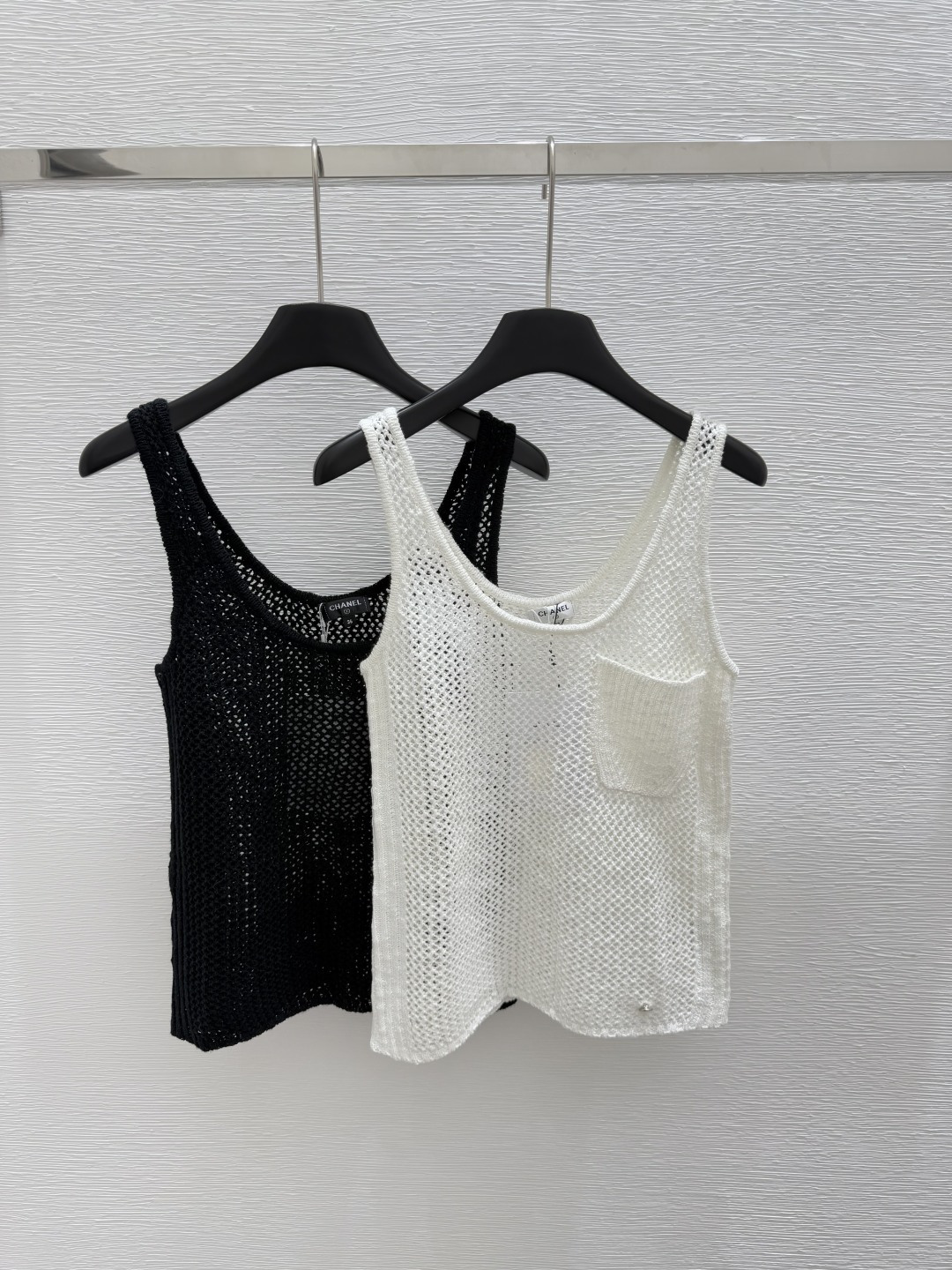 NO:417924,D Home New Summer Style Round Neck Hollow Knitted Vest Color White Black Size 36.38.40, Dior, Alexander Wang19860909D家 夏季新款 圆领镂空针织背心 颜色白色 黑色 尺码36.38.40,,dior,alexander wang,Women's clothing
