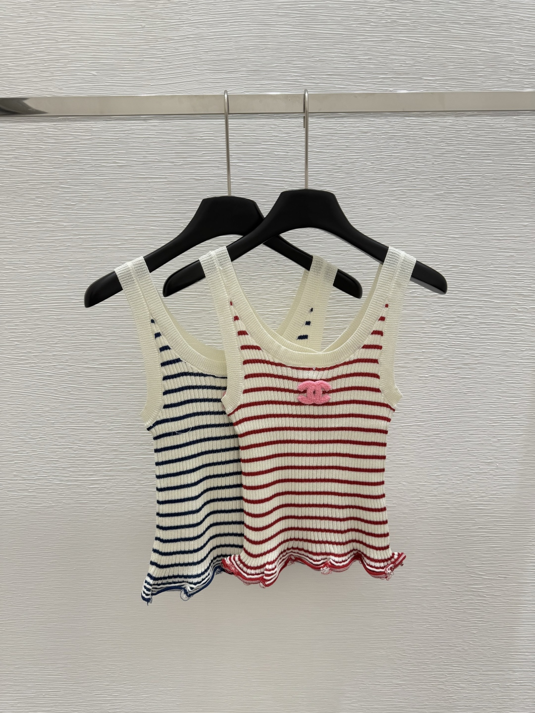 NO:419389,CH Home Summer New Style Striped Knitted Vest Color Red Black Size 36.38.40, Alexander Wang19860909CH家 夏季新款 条纹针织背心 颜色红色 黑色 尺码36.38.40,,alexander wang,Women's clothing