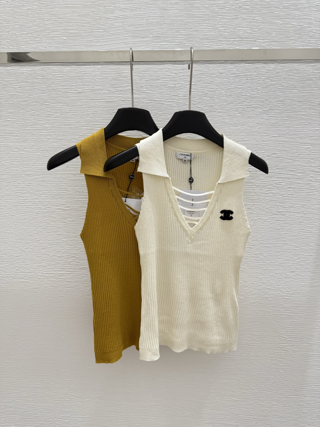 NO:419457,CH Home Summer New Lapel Knitted Vest Color White Yellow Size 36.38.40,,alexander wang19860909CH家 夏季新款 翻领针织背心 颜色白色 黄色 尺码36.38.40,,alexander wang,Women's clothing
