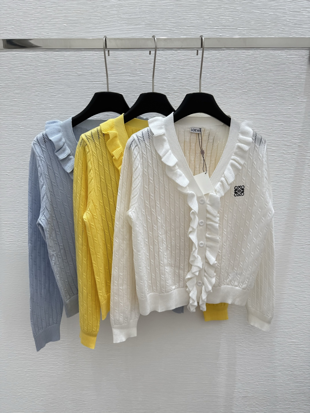 NO:427701,LO Home Summer New Style Lace Knitted Long Sleeve Color White Yellow Blue Size 36.38.40,,alexander wang19860909LO家 夏季新款 花边针织长袖 颜色白色 黄色 蓝色 尺码36.38.40,,alexander wang,Women's clothing