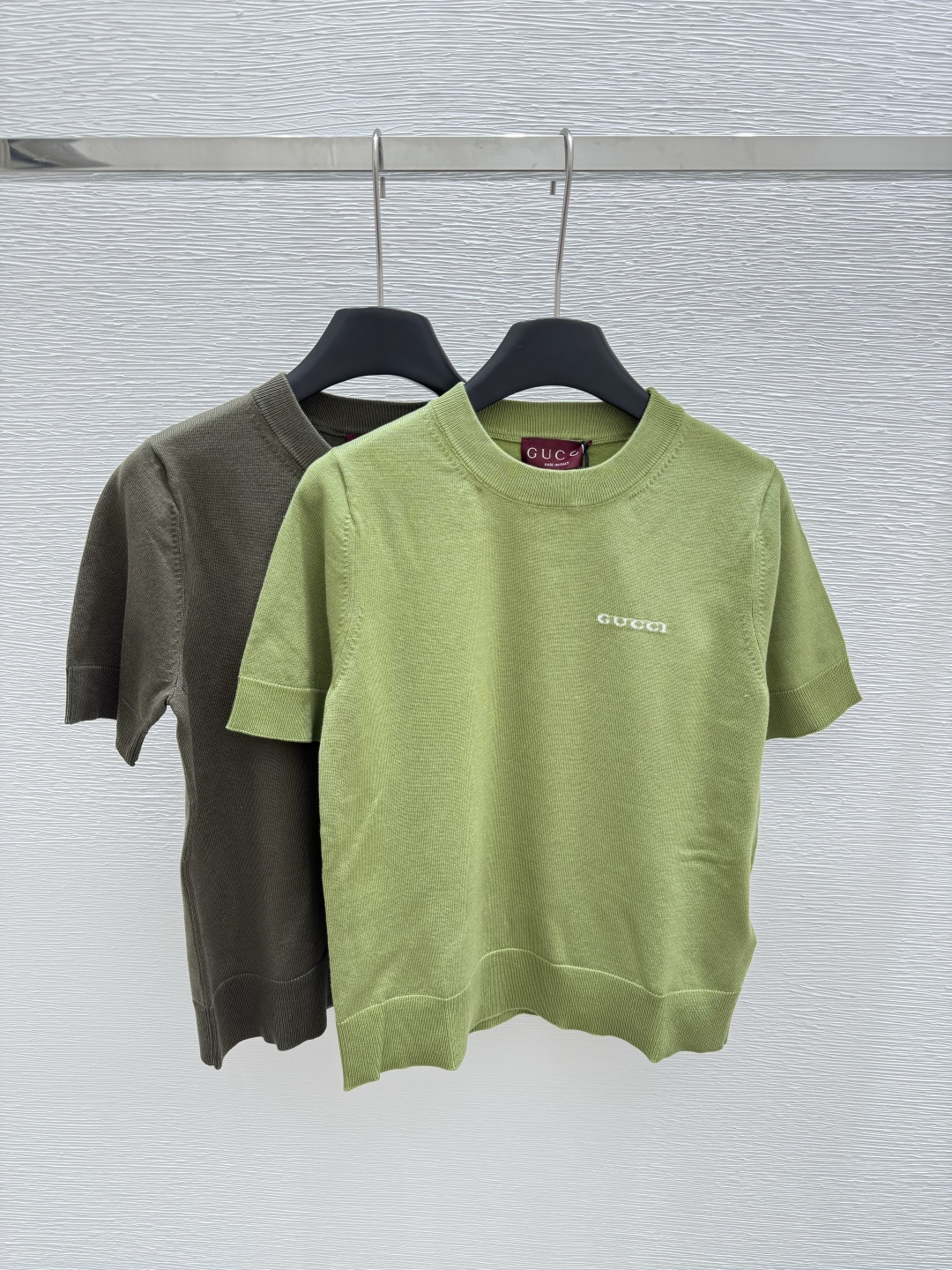 NO:428525,G Home Summer New Style Round Neck Bow Knitted Short Sleeve Color Green Gray Size 36.38.40, gucci, T-shirt, alexander wang19860909G家 夏季新款 圆领蝴蝶结针织短袖 颜色绿色 灰色 尺码36.38.40,,gucci,T-shirt,alexander wang,Women's clothing